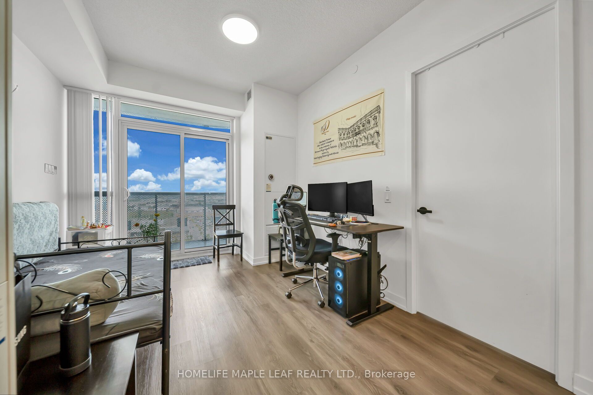 225 Commerce Street 2211 Property Photo 22