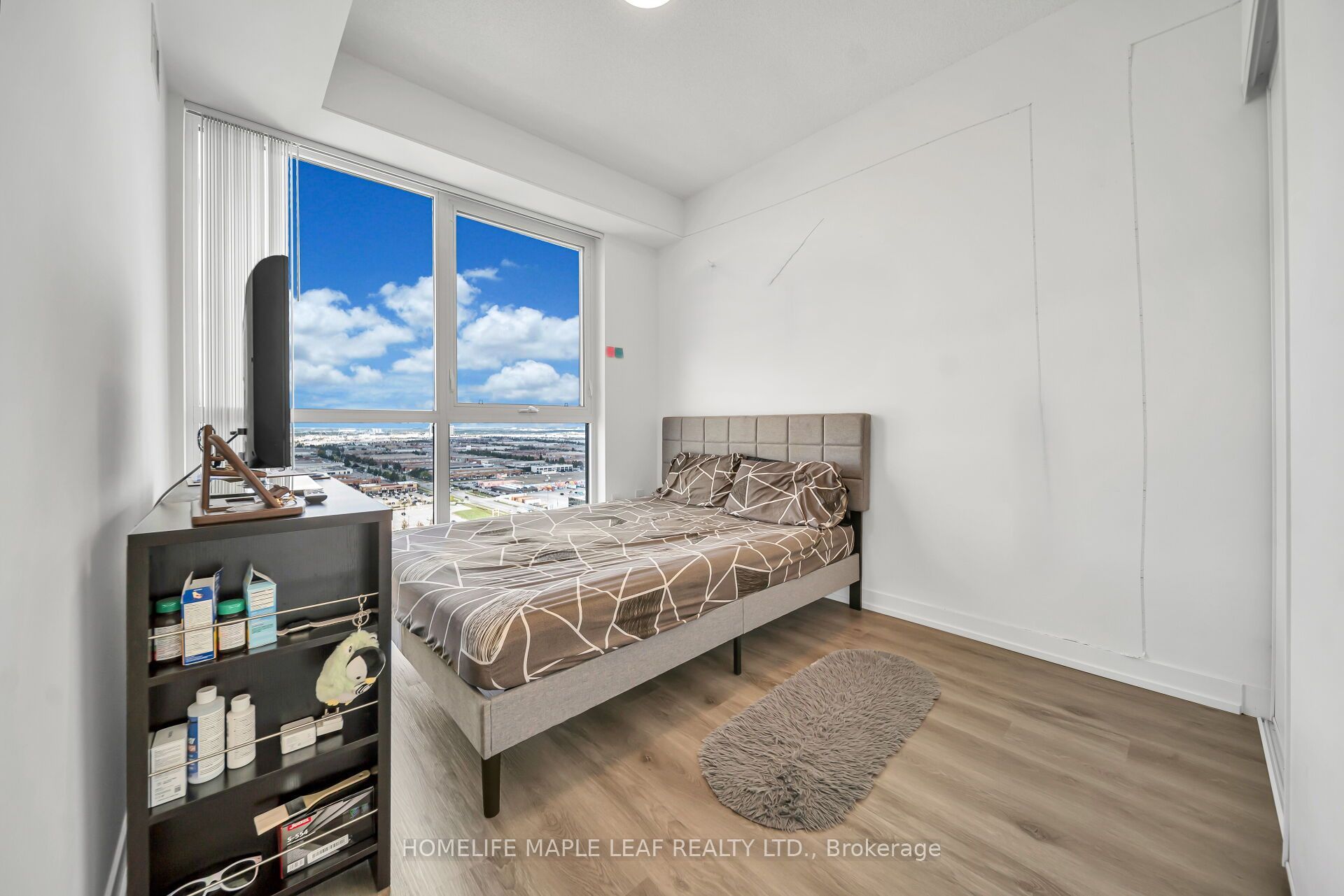 225 Commerce Street 2211 Property Photo 26