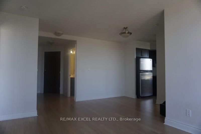 23 Cox Boulevard 973 Property Photo 6