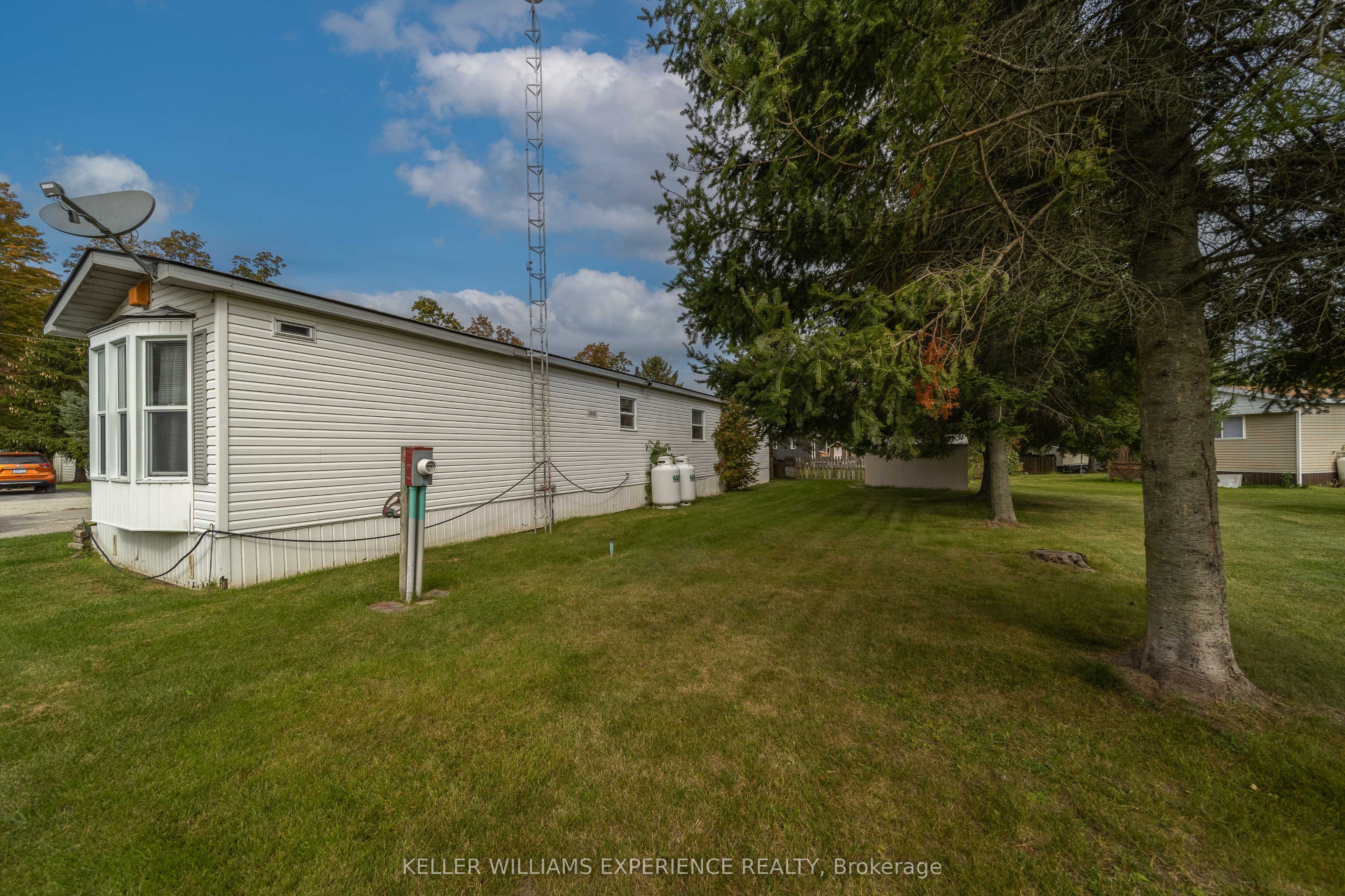 4976 25th Sideroad 27 Property Photo 14