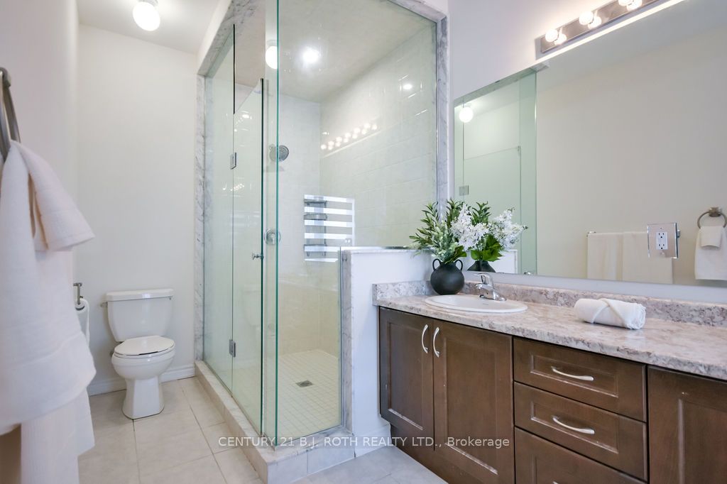 1521 Broderick Street Property Photo 23