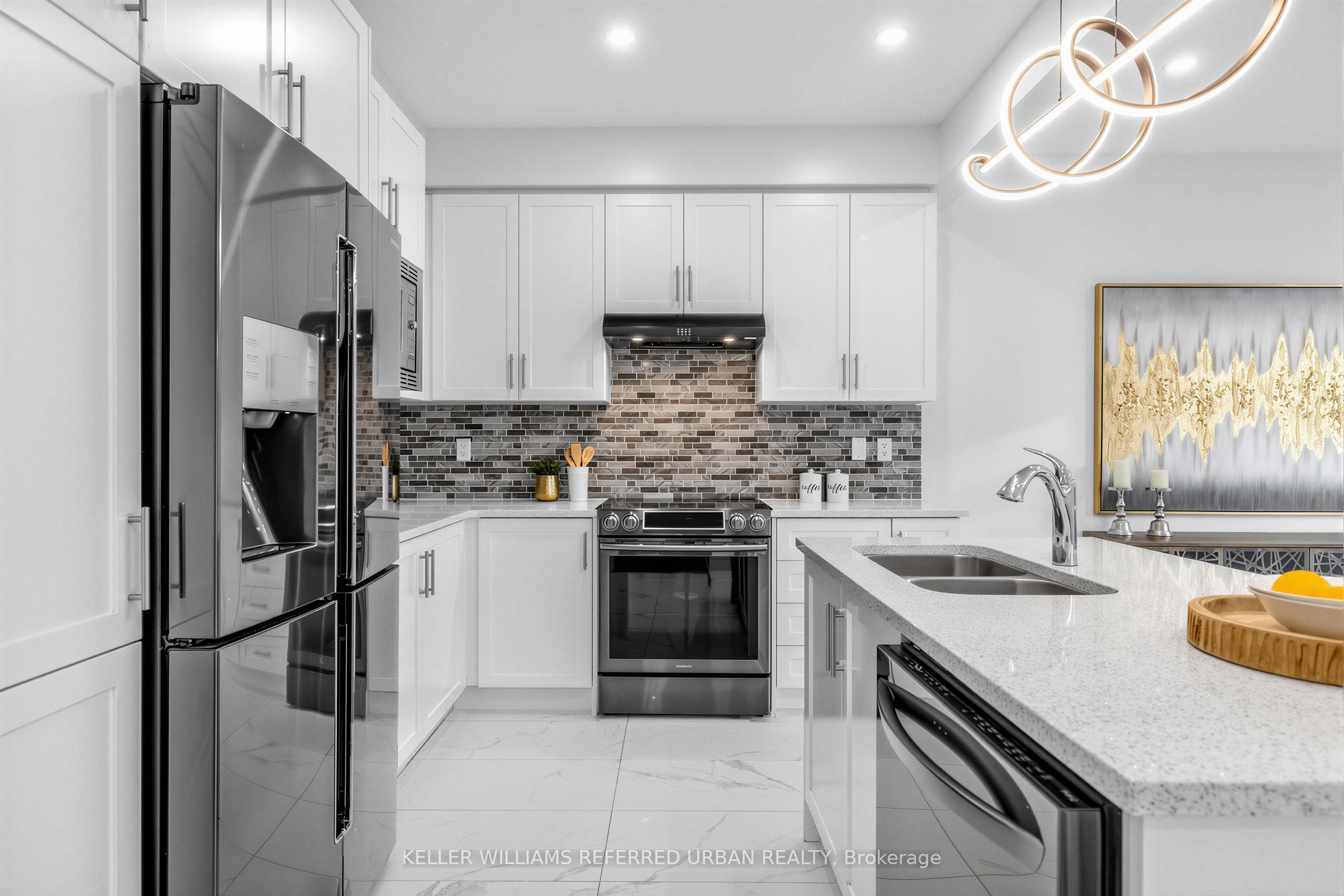 6 Sharonview Crescent Property Photo 14
