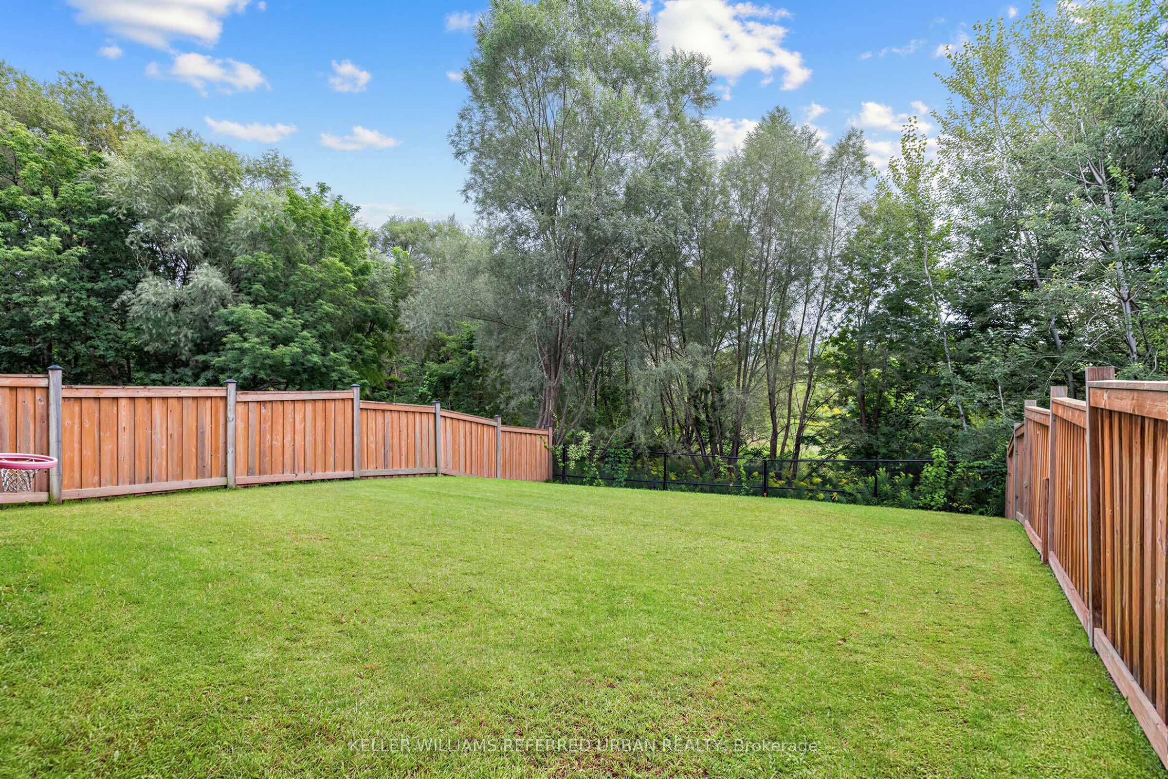 6 Sharonview Crescent Property Photo 32