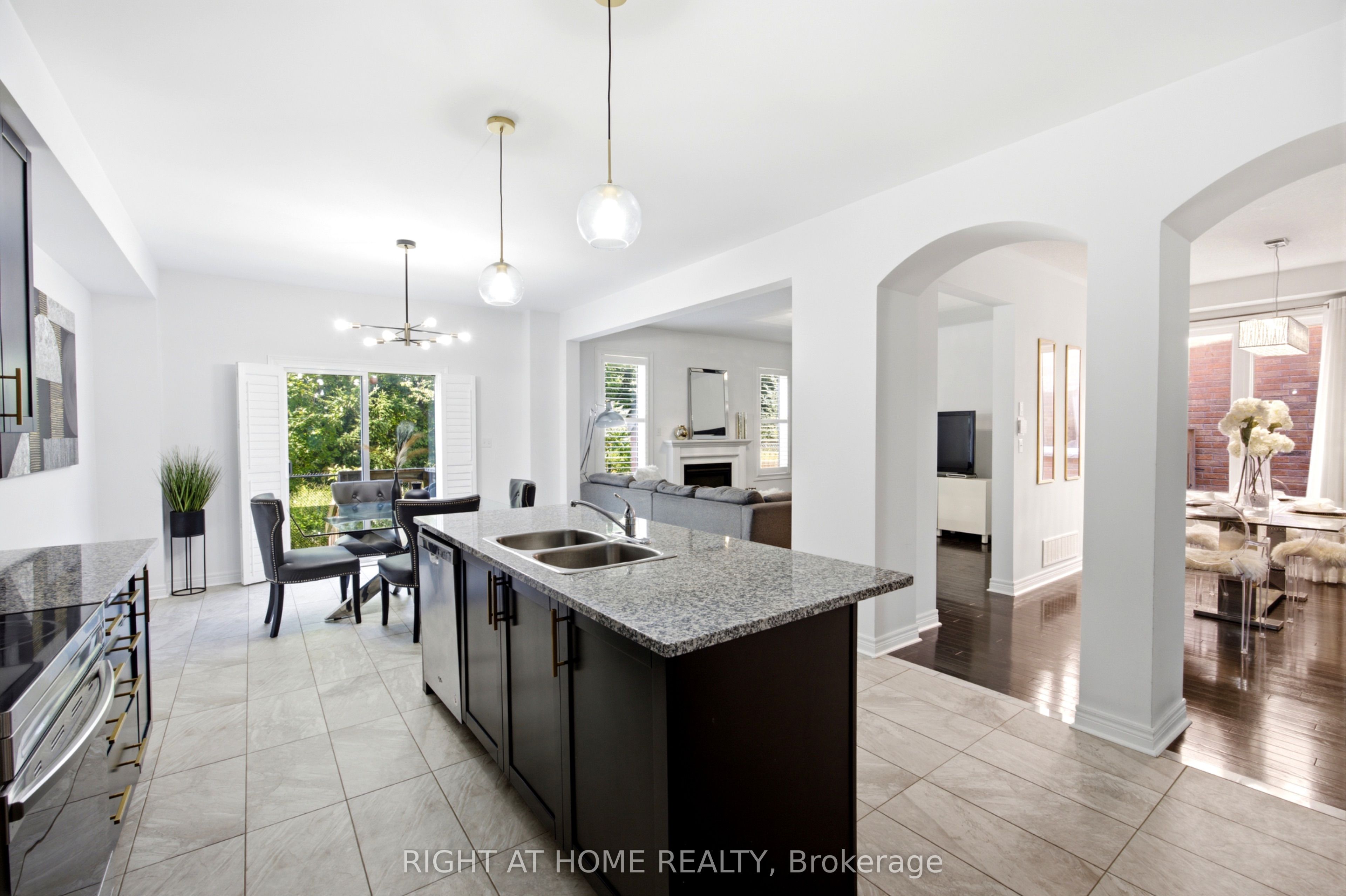 216 Greenwood Road Property Photo 9