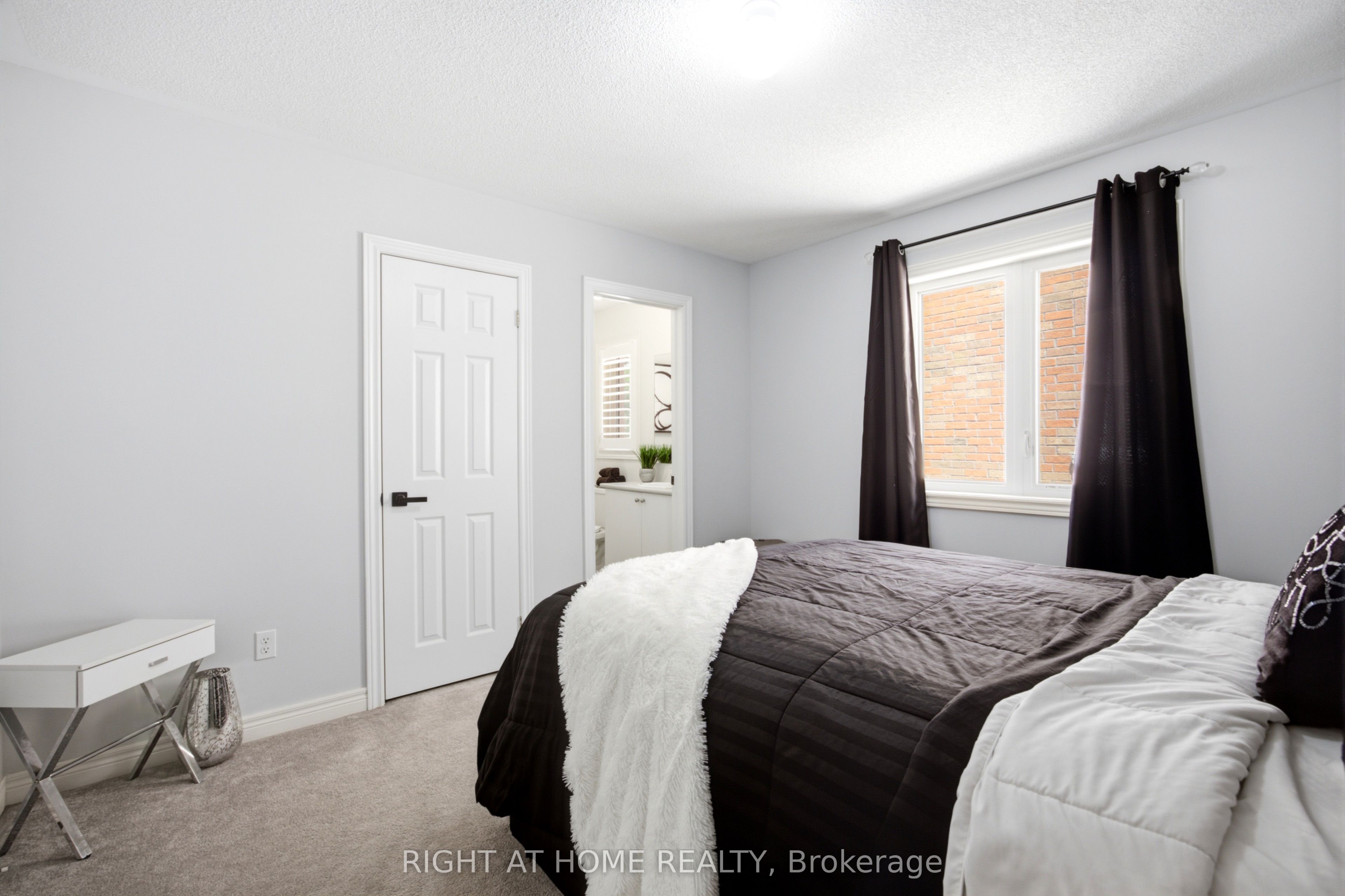 216 Greenwood Road Property Photo 24