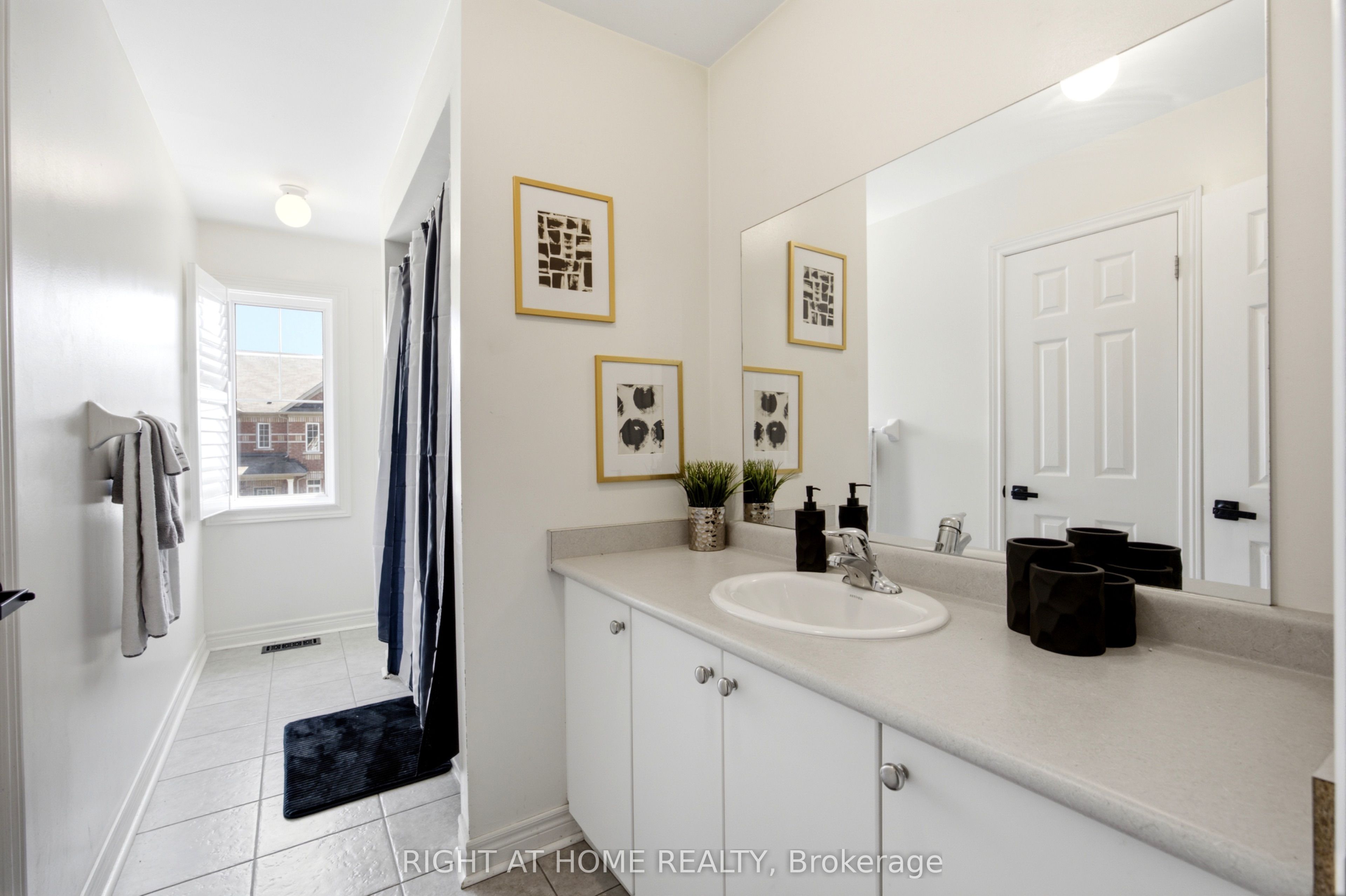 216 Greenwood Road Property Photo 27