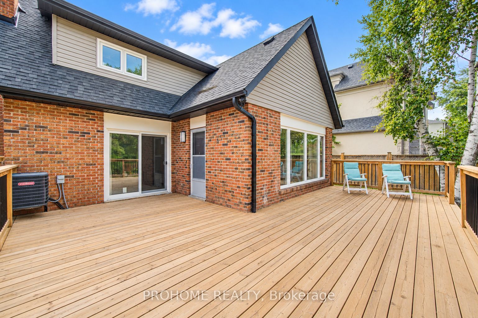 36 Summerfeldt Crescent Property Photo 19