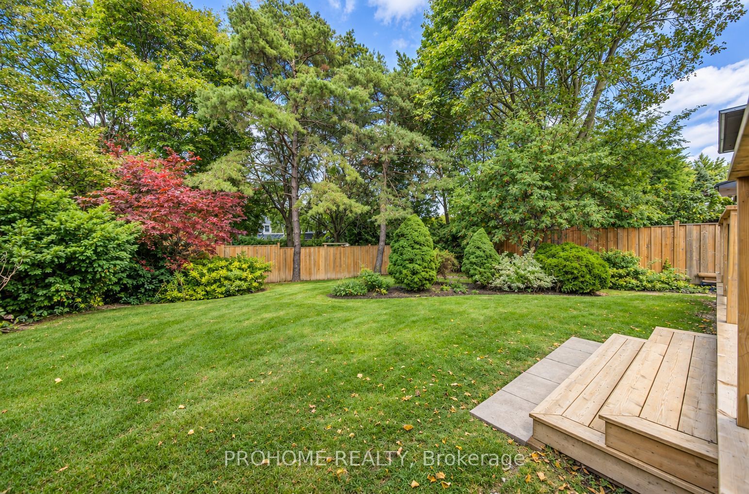 36 Summerfeldt Crescent Property Photo 40