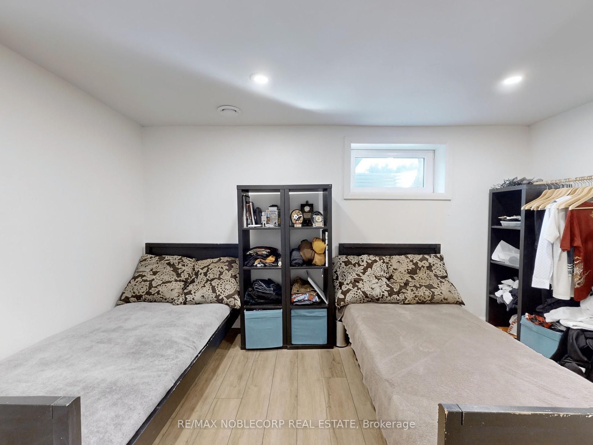 100 Rockport Crescent Property Photo 33