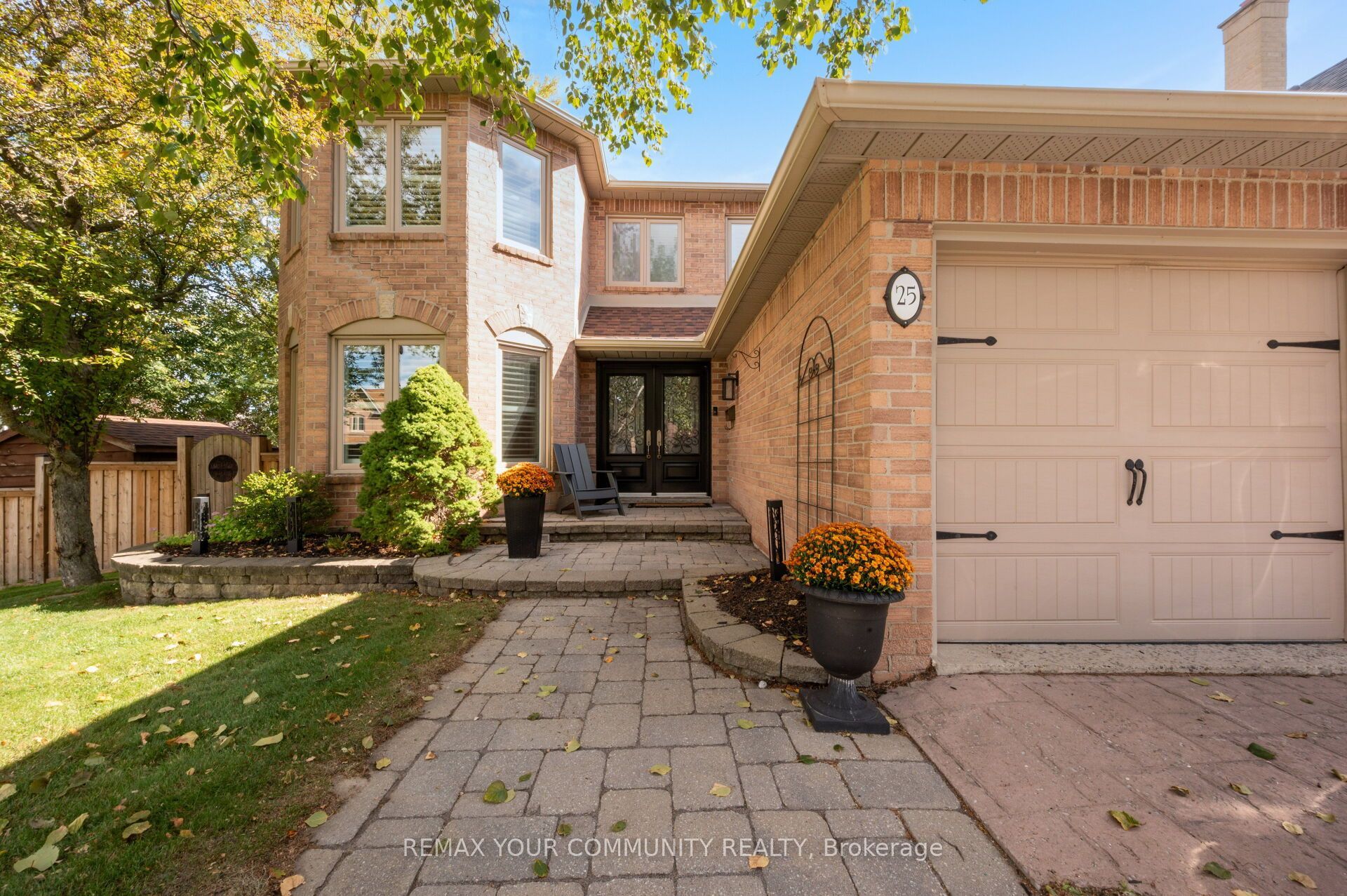 25 Albery Crescent Property Photo 4