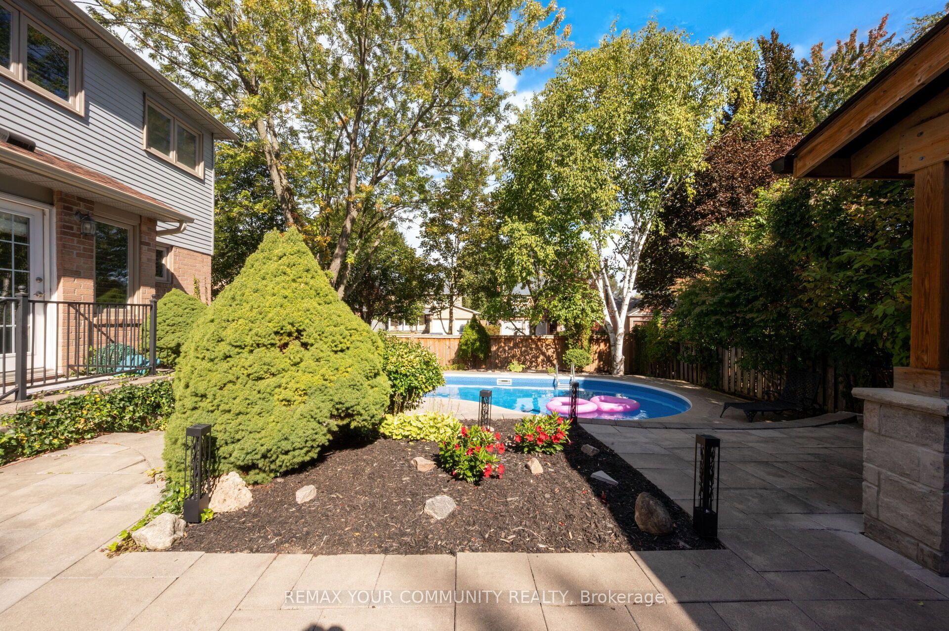 25 Albery Crescent Property Photo 36