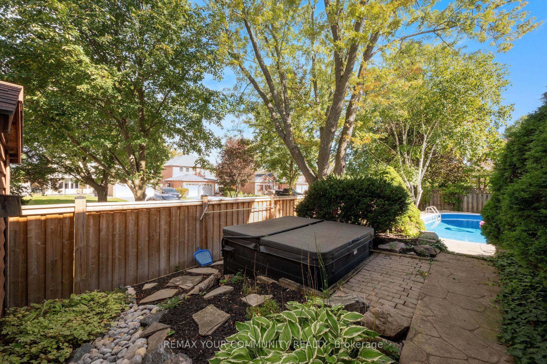25 Albery Crescent Property Photo 40