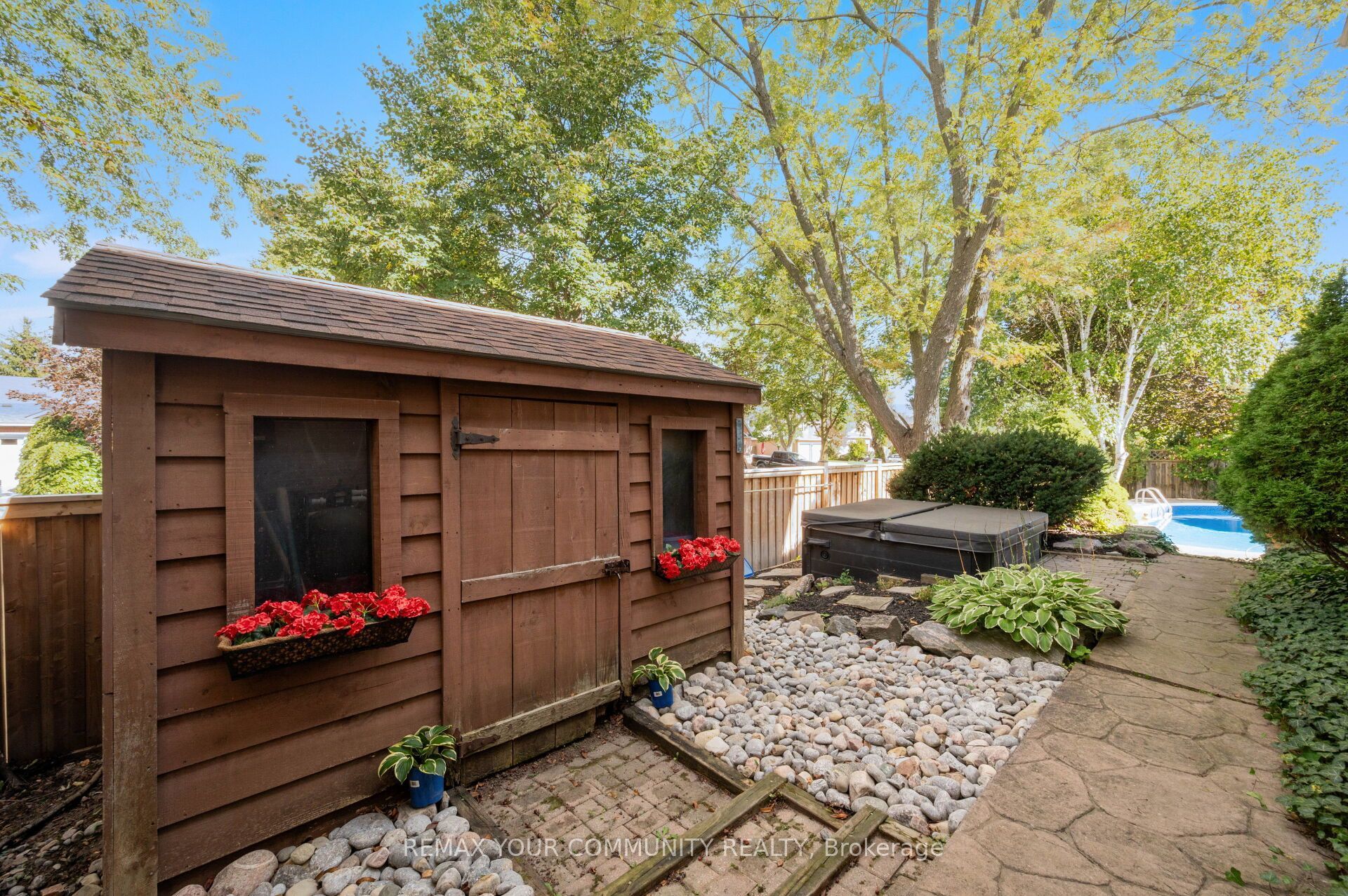 25 Albery Crescent Property Photo 41
