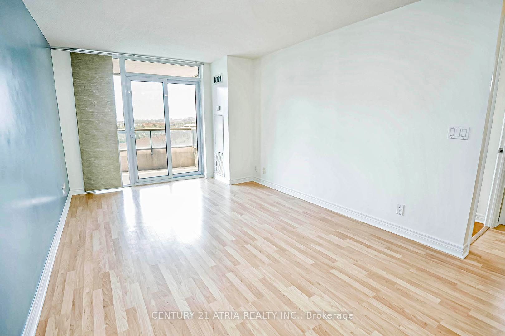 33 Cox Boulevard 1007 Property Photo 8