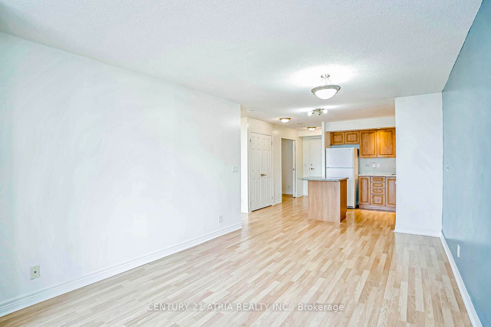 33 Cox Boulevard 1007 Property Photo 9