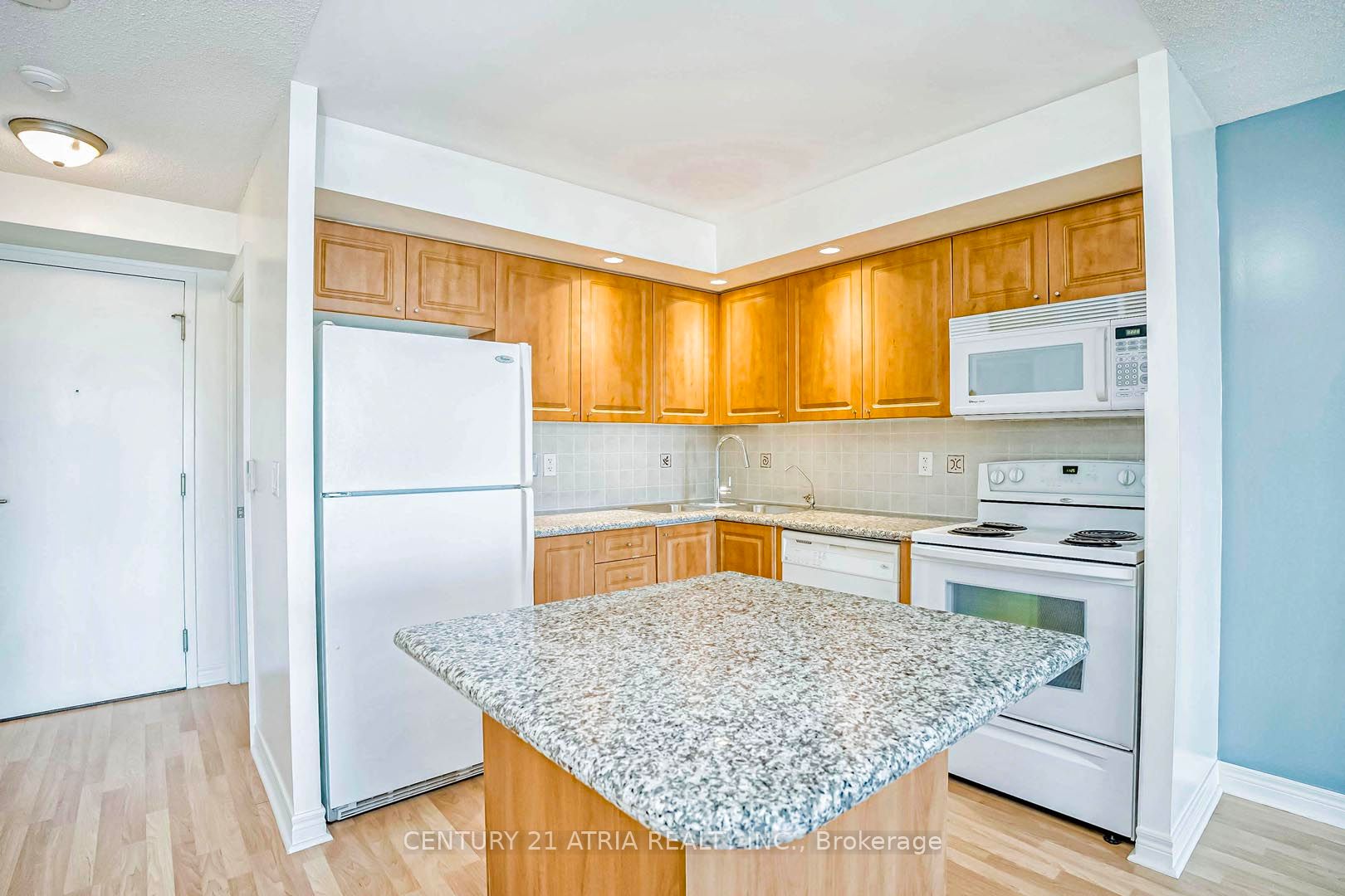33 Cox Boulevard 1007 Property Photo 11