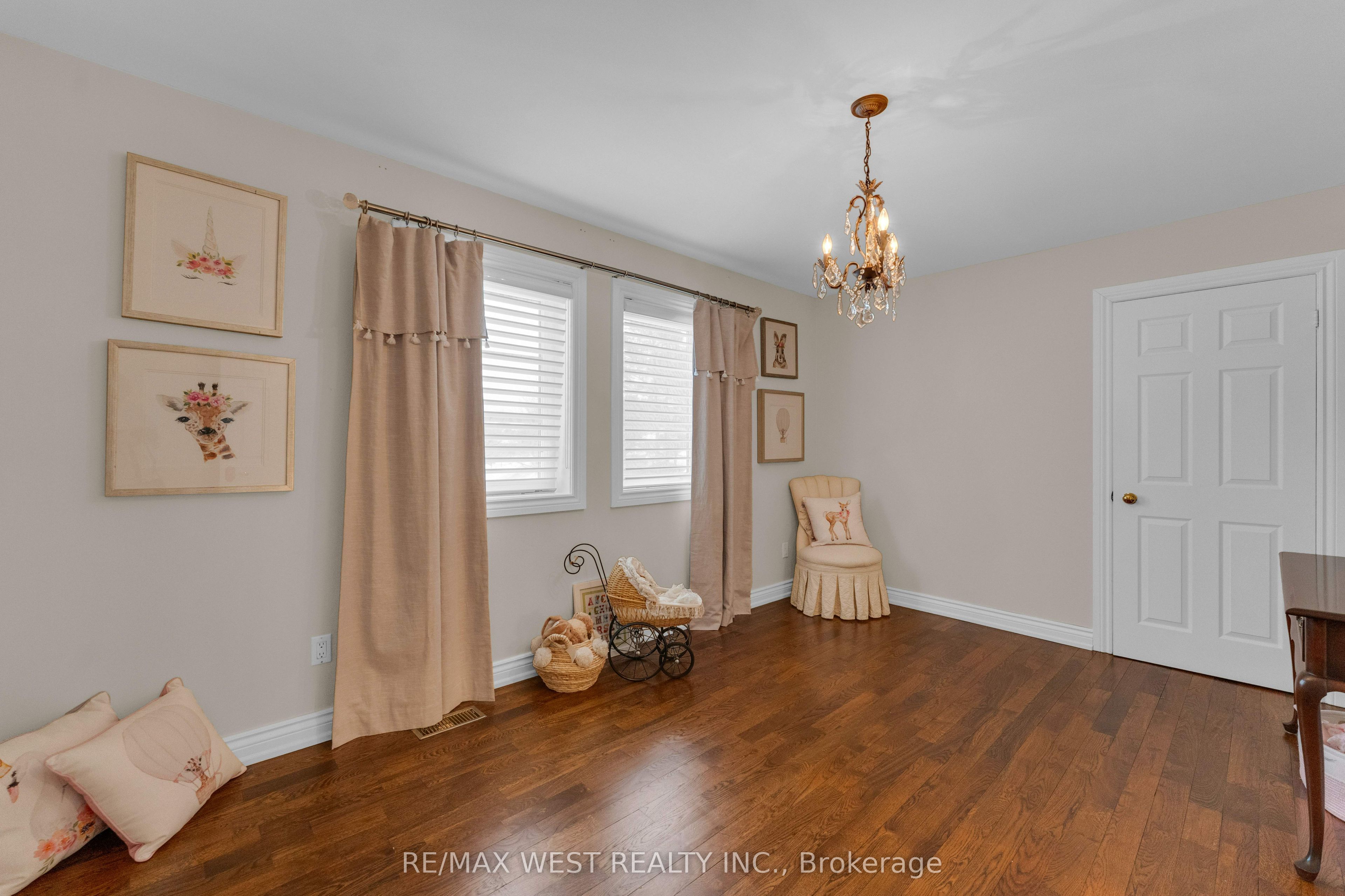 93 Fern Valley Crescent Property Photo 32