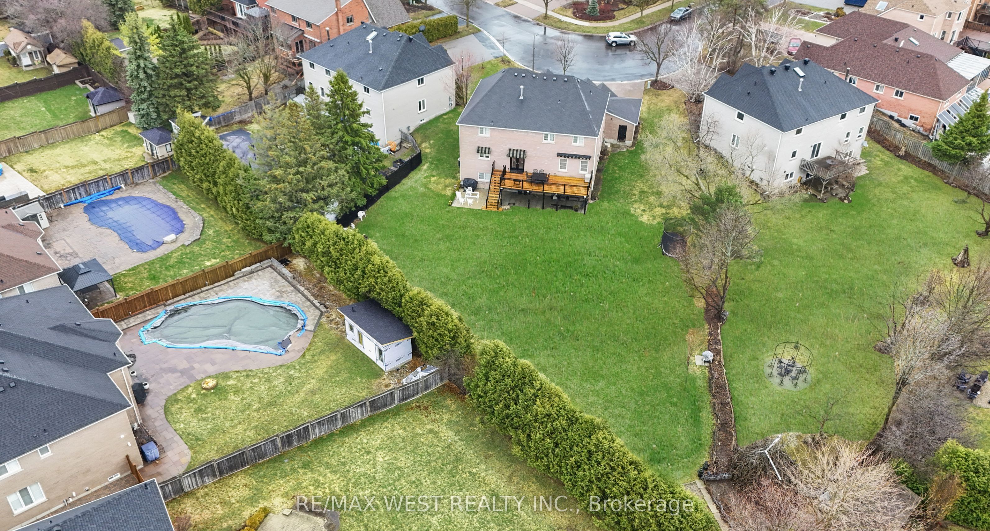 93 Fern Valley Crescent Property Photo 47
