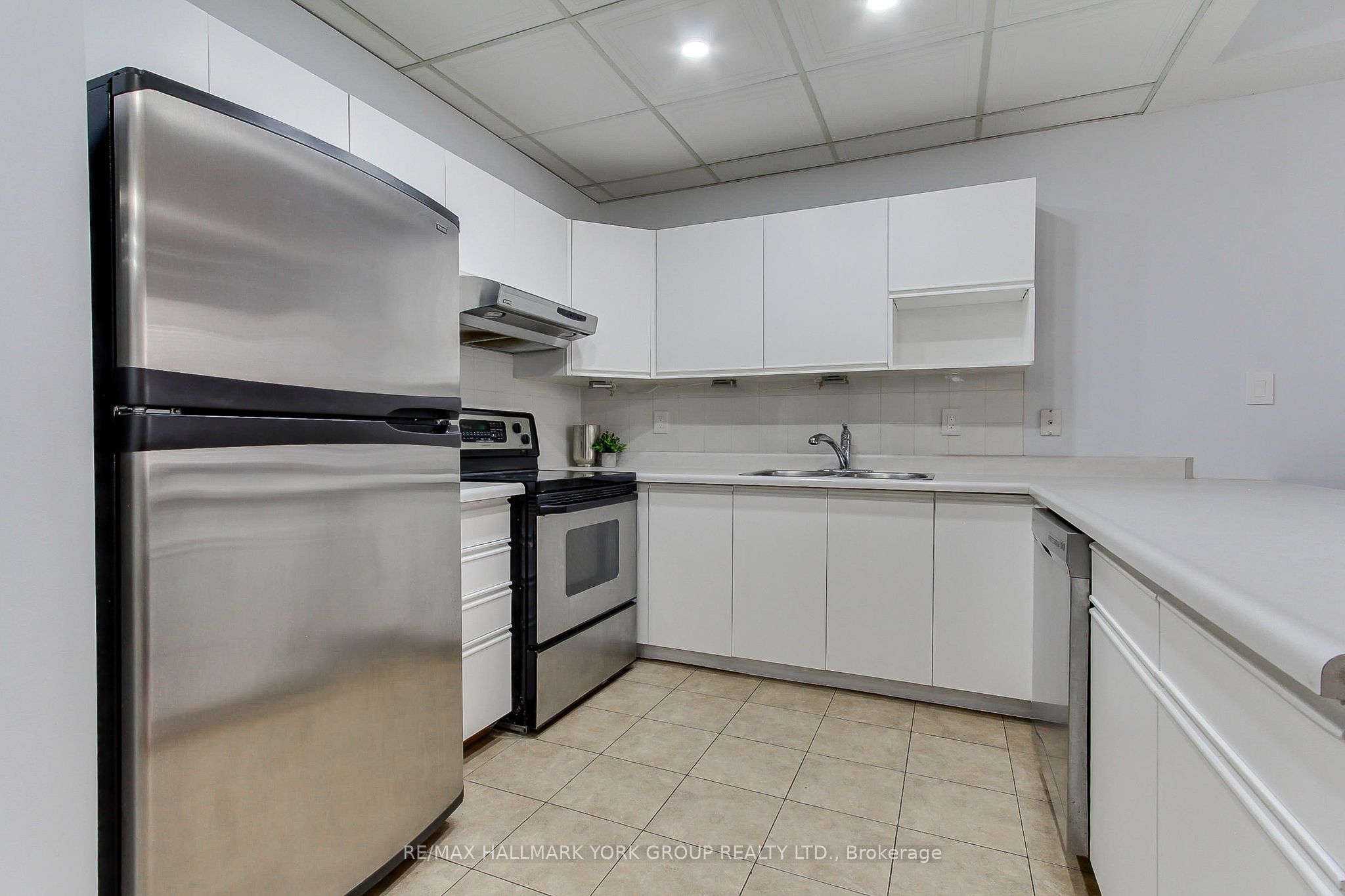 166 Olive Street 109 Property Photo 7