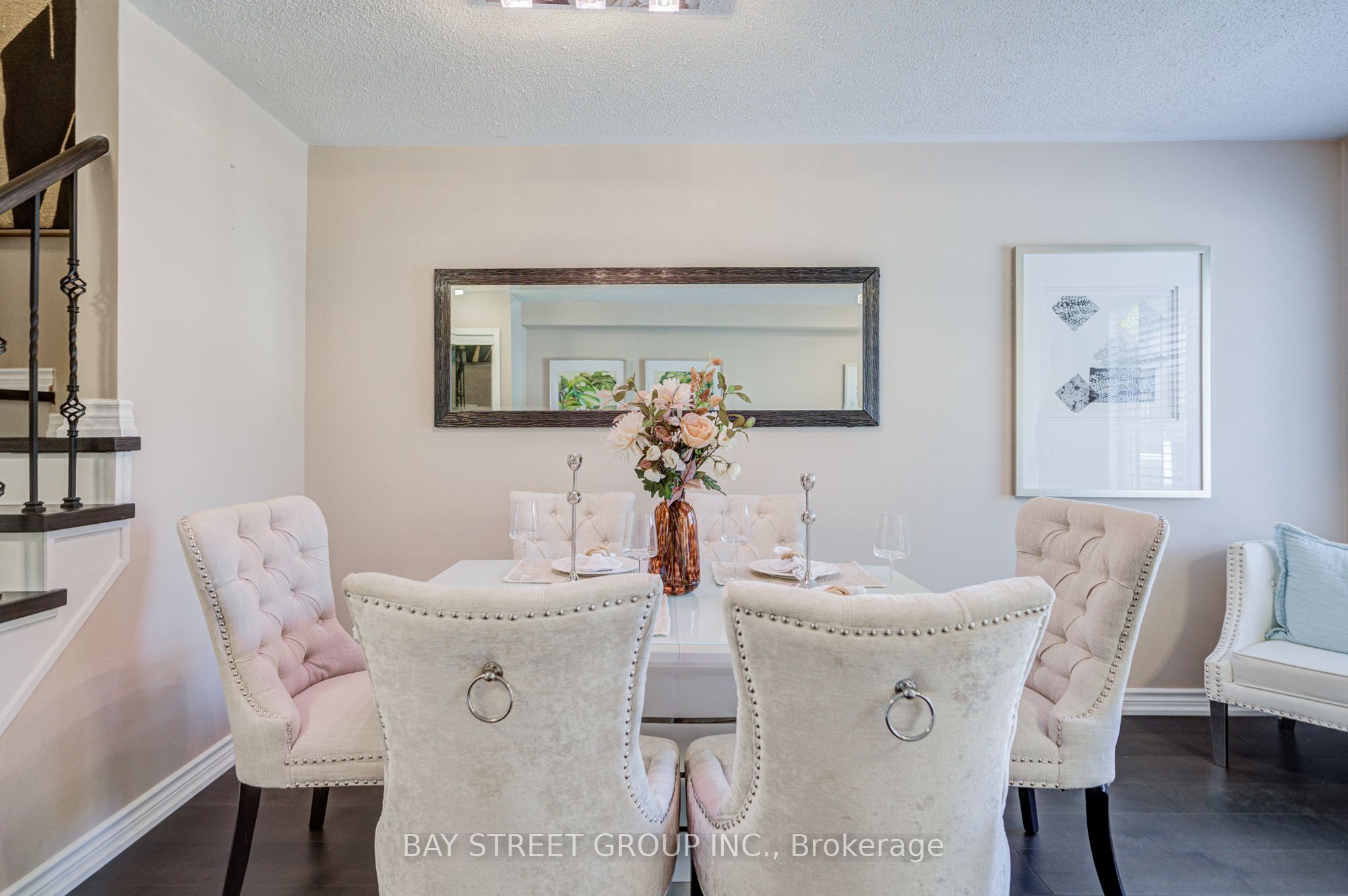 25 Waterton Crescent Property Photo 6