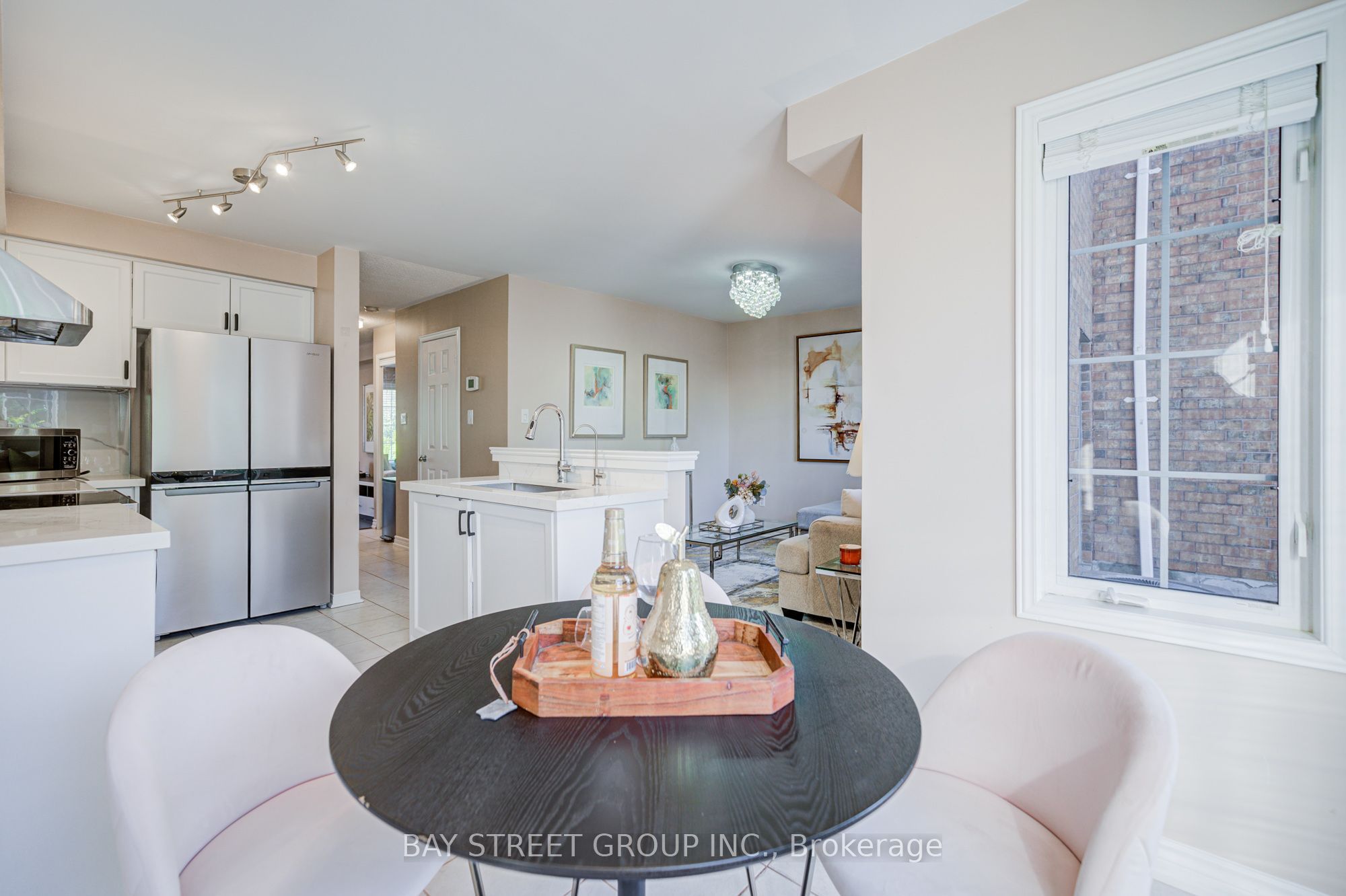 25 Waterton Crescent Property Photo 15