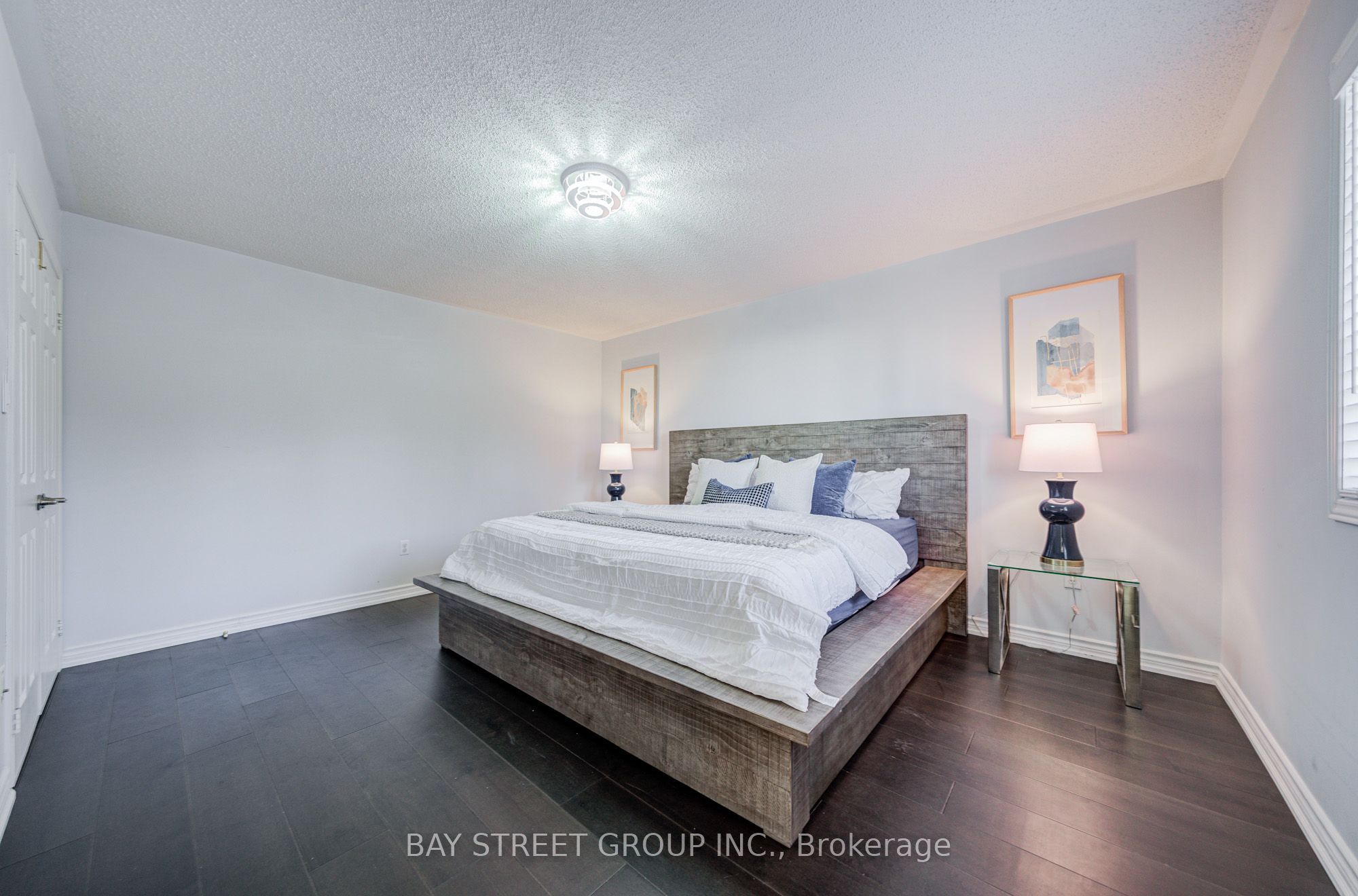 25 Waterton Crescent Property Photo 17