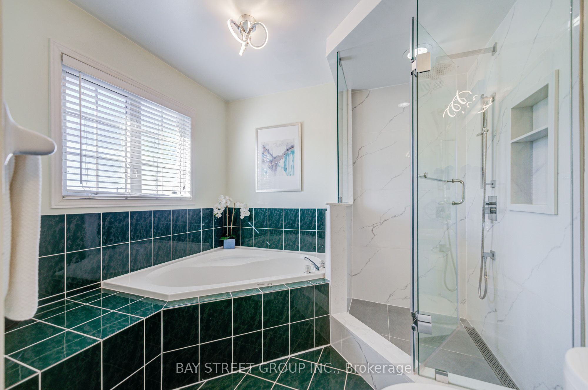 25 Waterton Crescent Property Photo 20