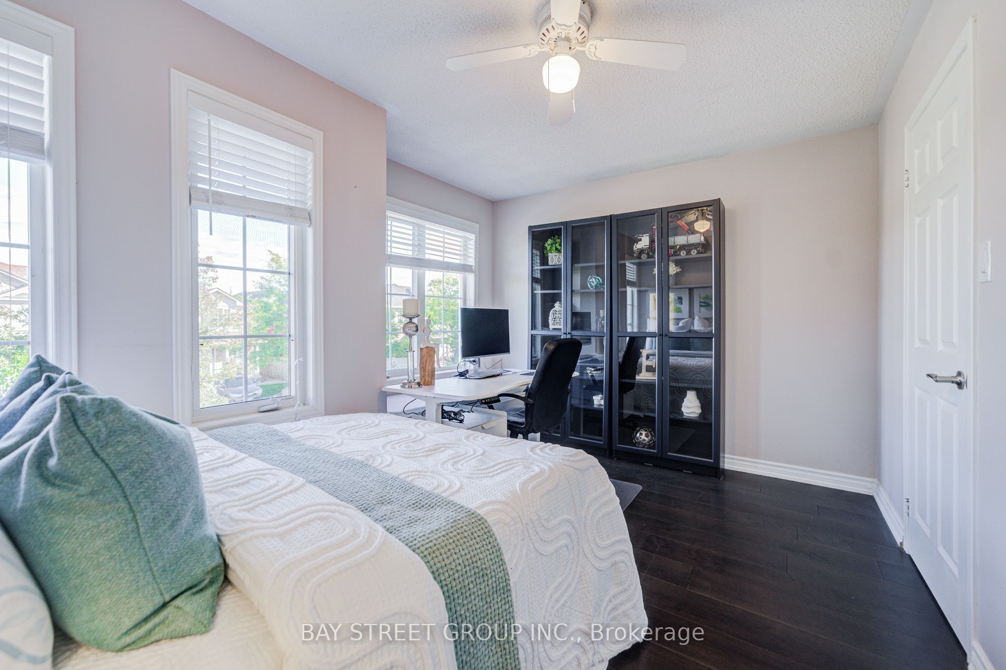 25 Waterton Crescent Property Photo 24