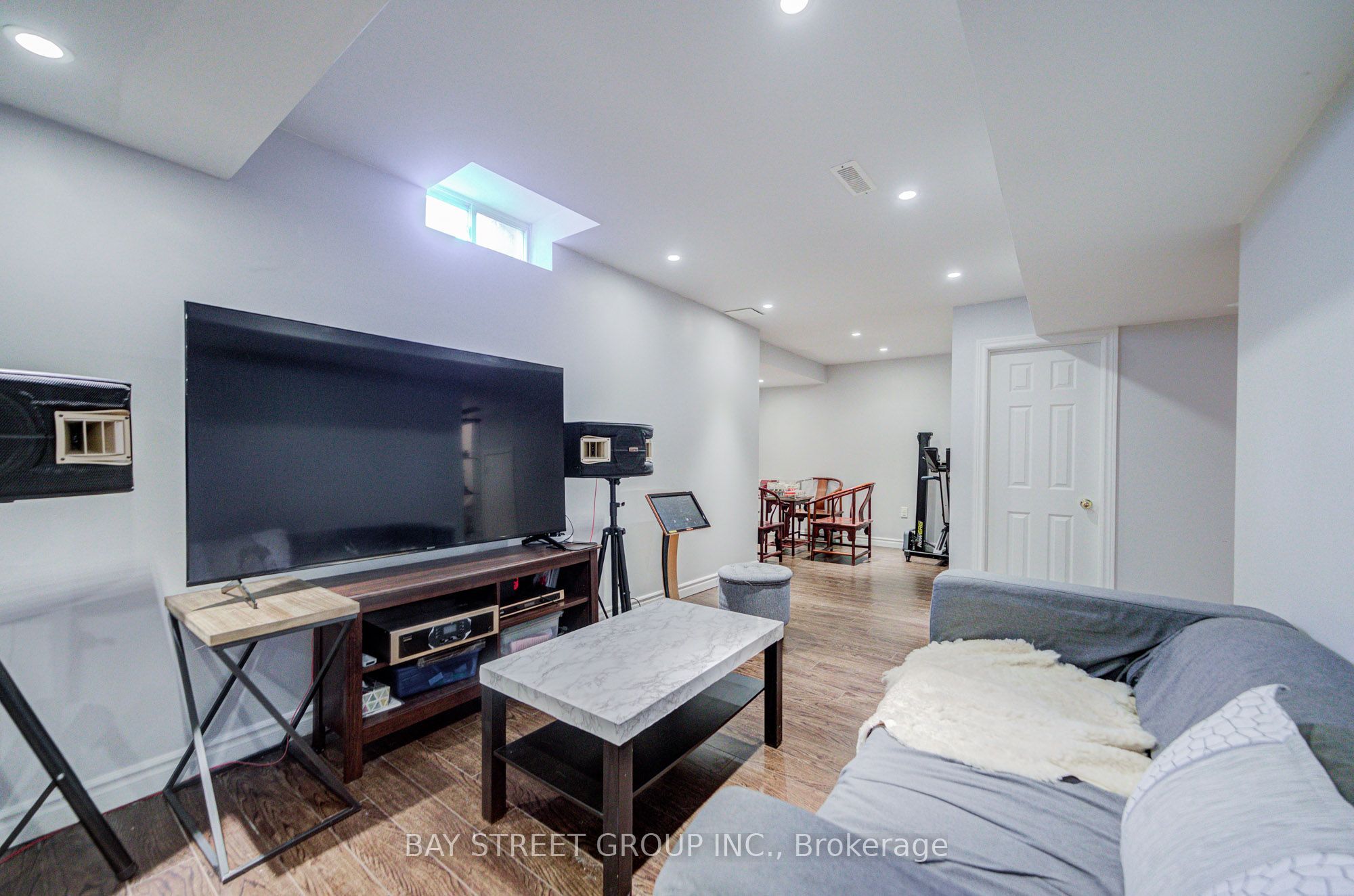 25 Waterton Crescent Property Photo 30