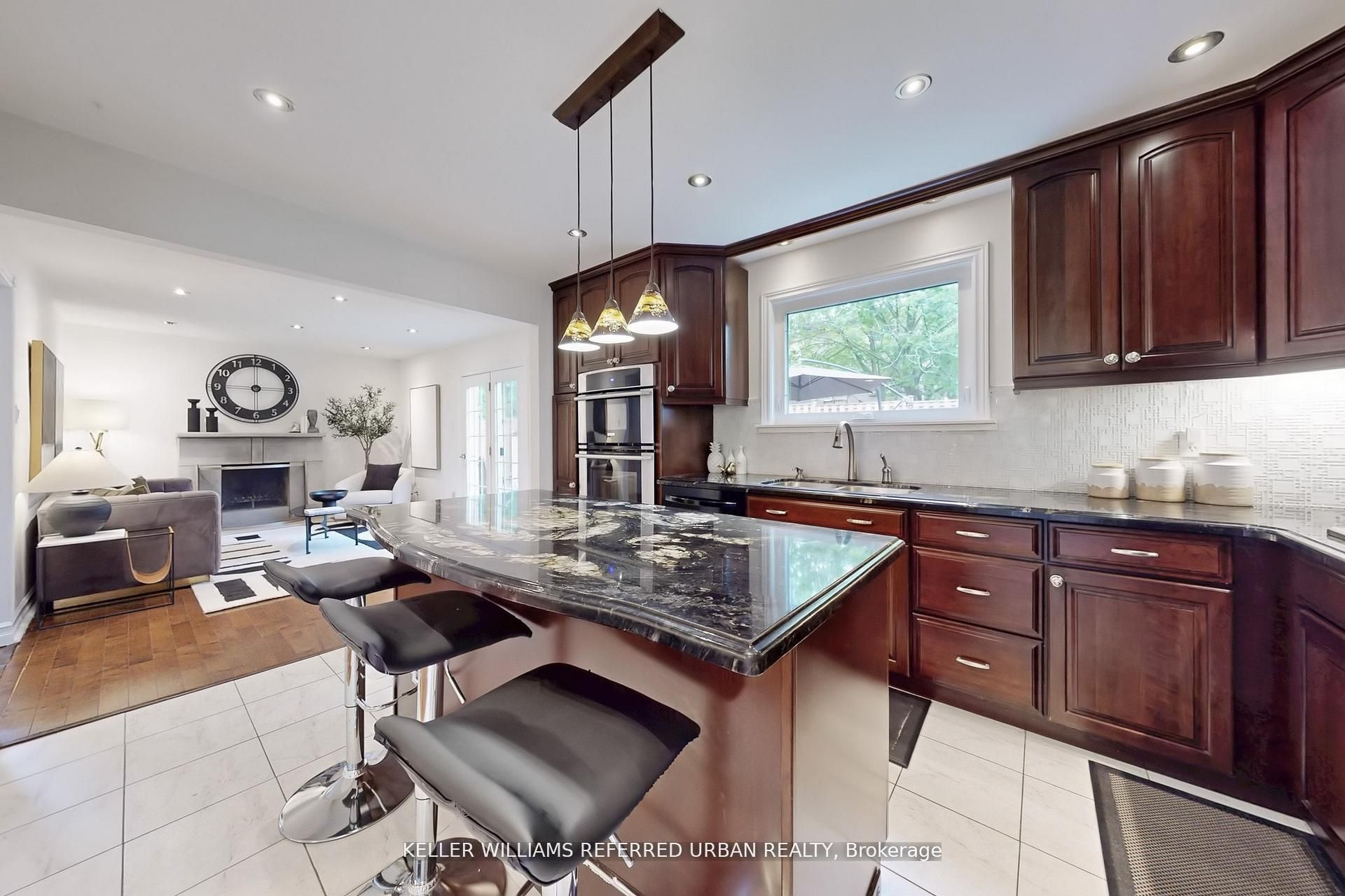 158 Walton Drive Property Photo 8
