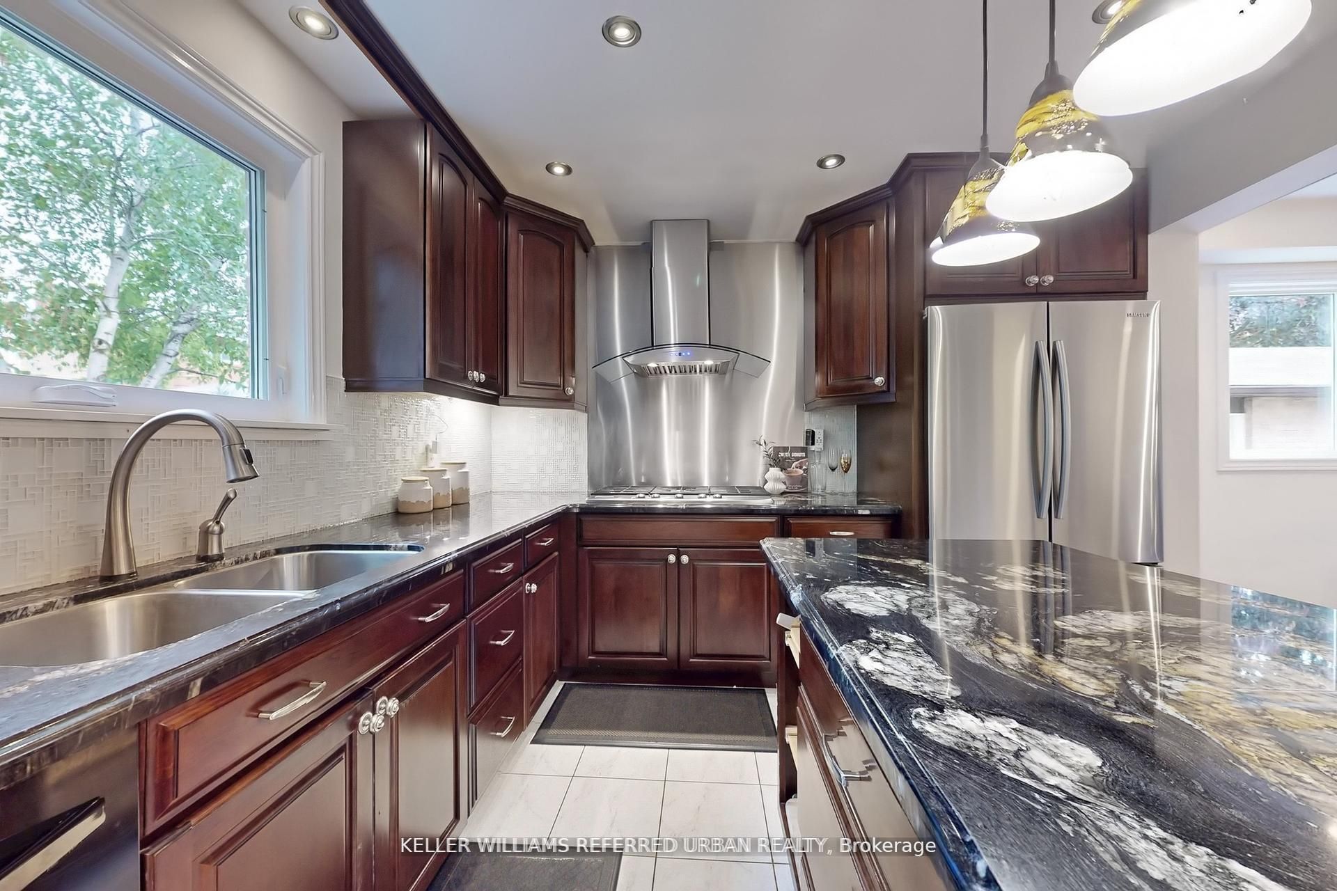 158 Walton Drive Property Photo 12