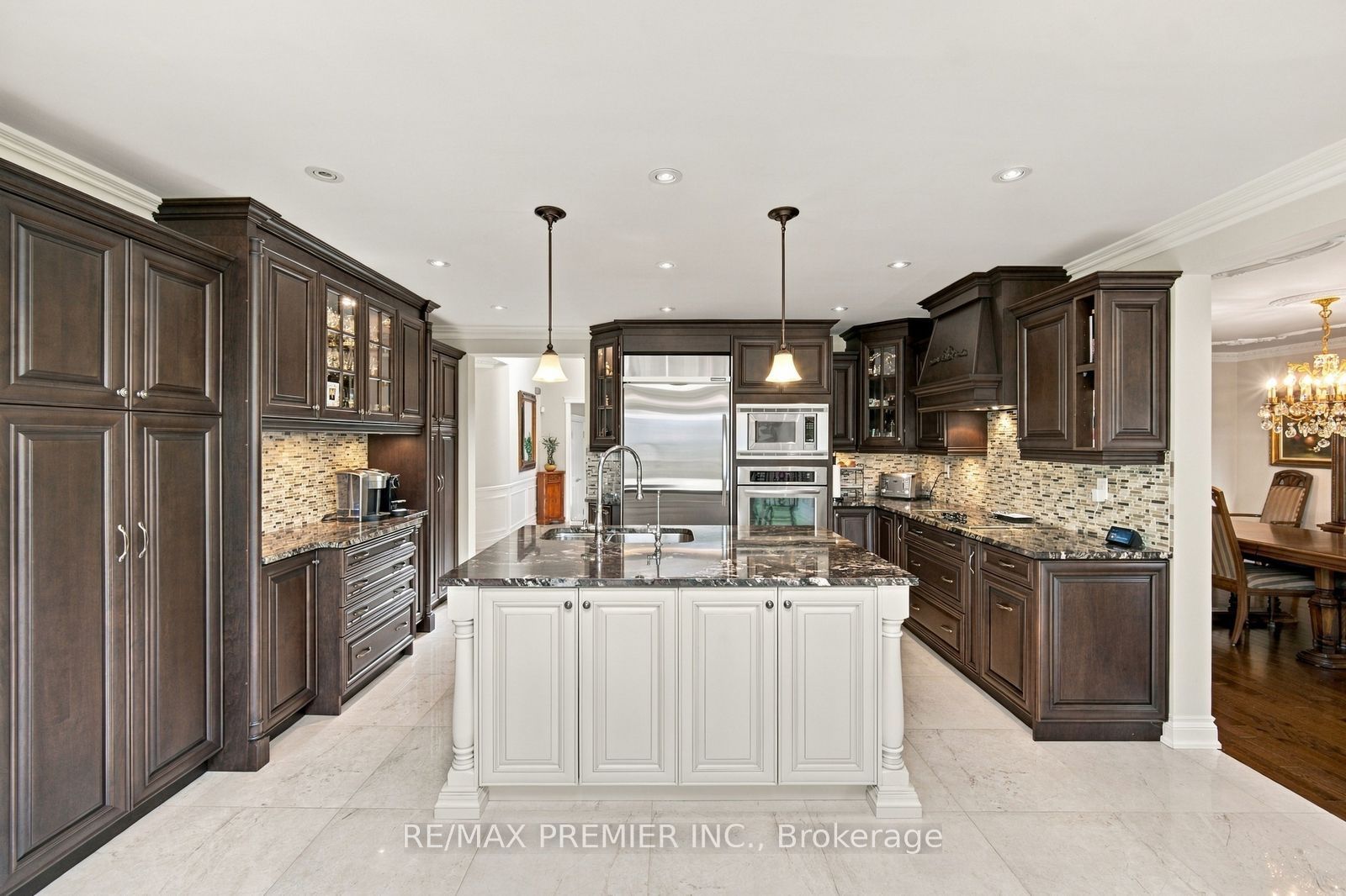 98 Cairnburg Place Property Photo 17