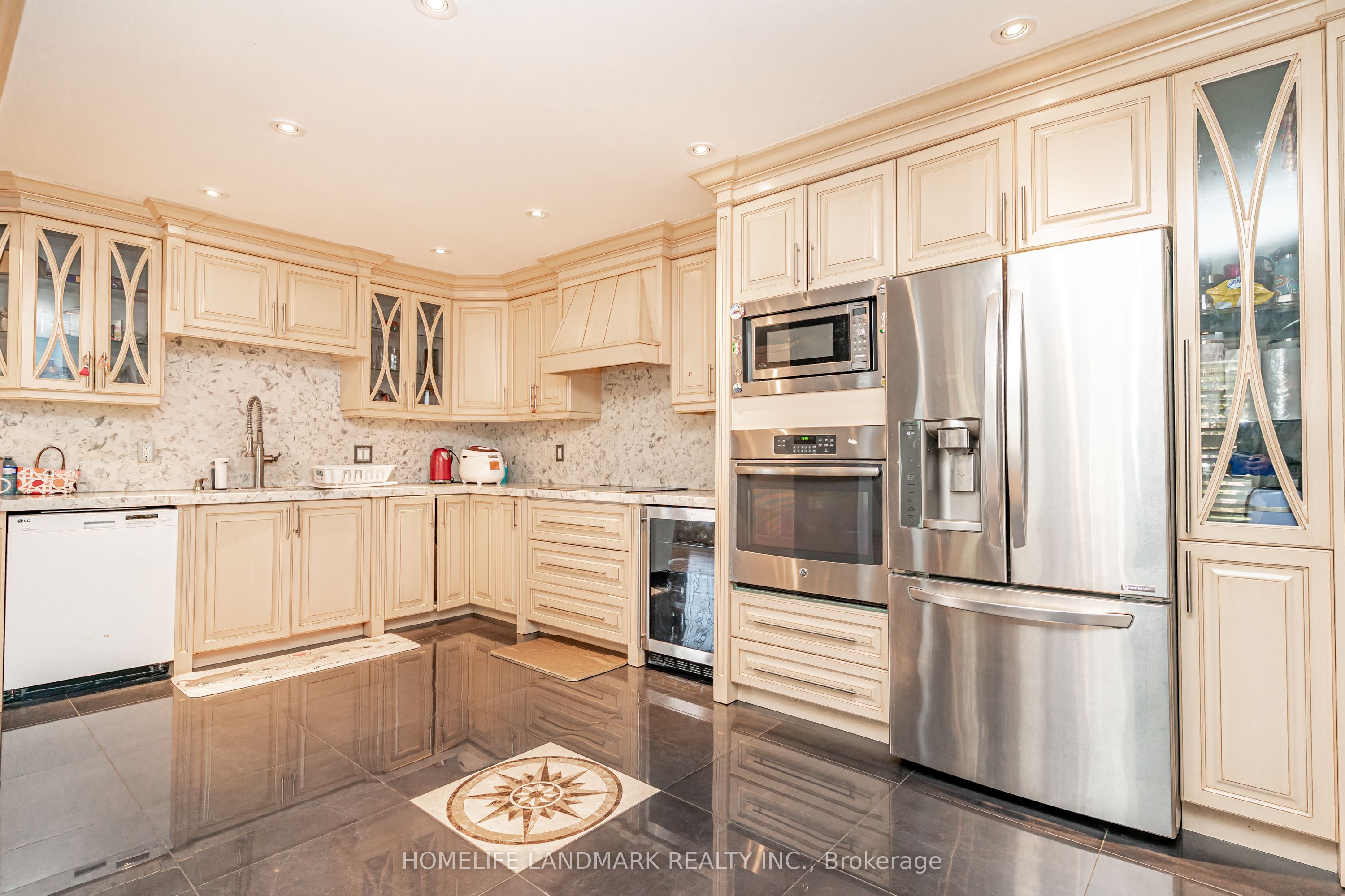 163 La Rocca Avenue Property Photo 10