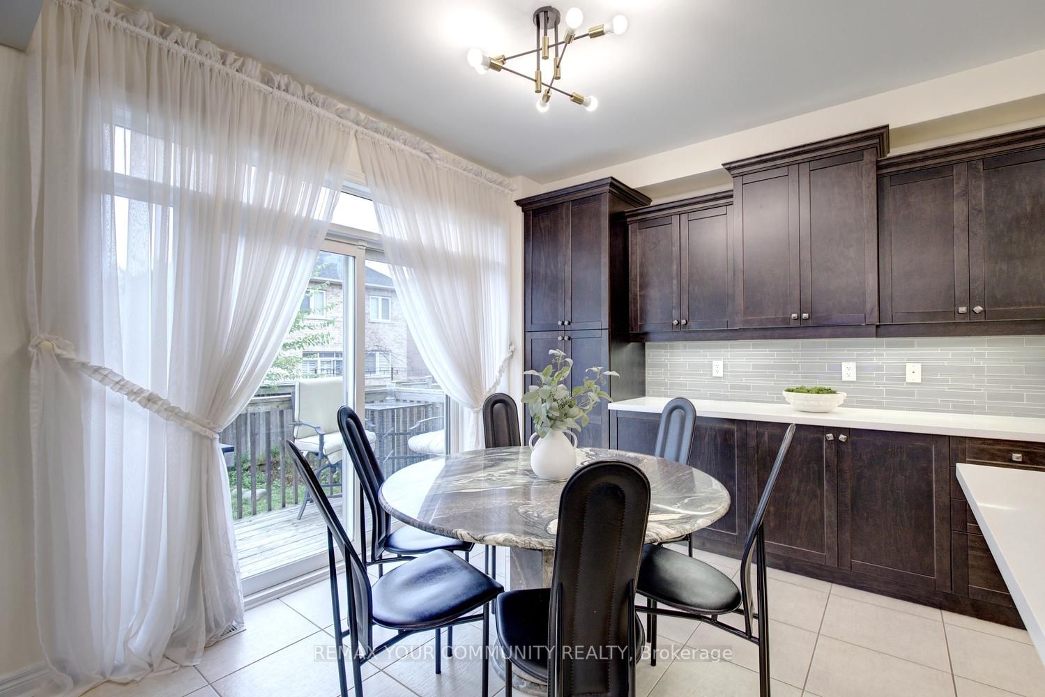79 Chayna Crescent Property Photo 28
