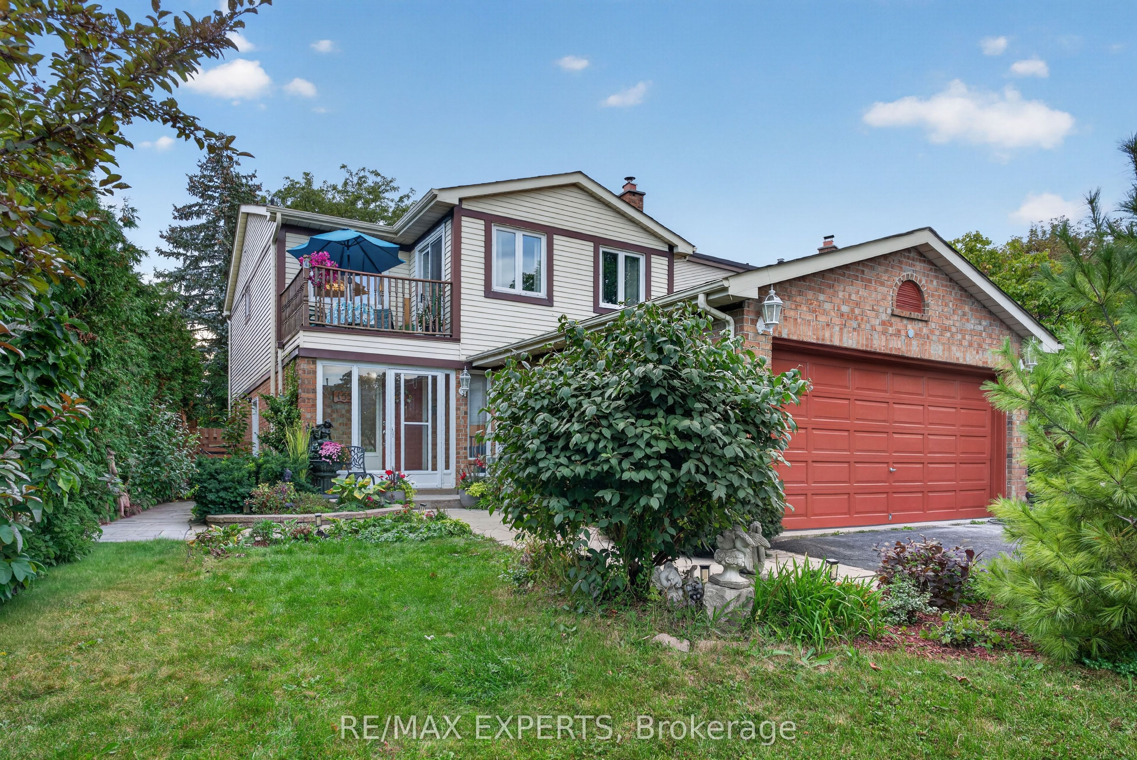 155 Stephen Street Property Photo 1
