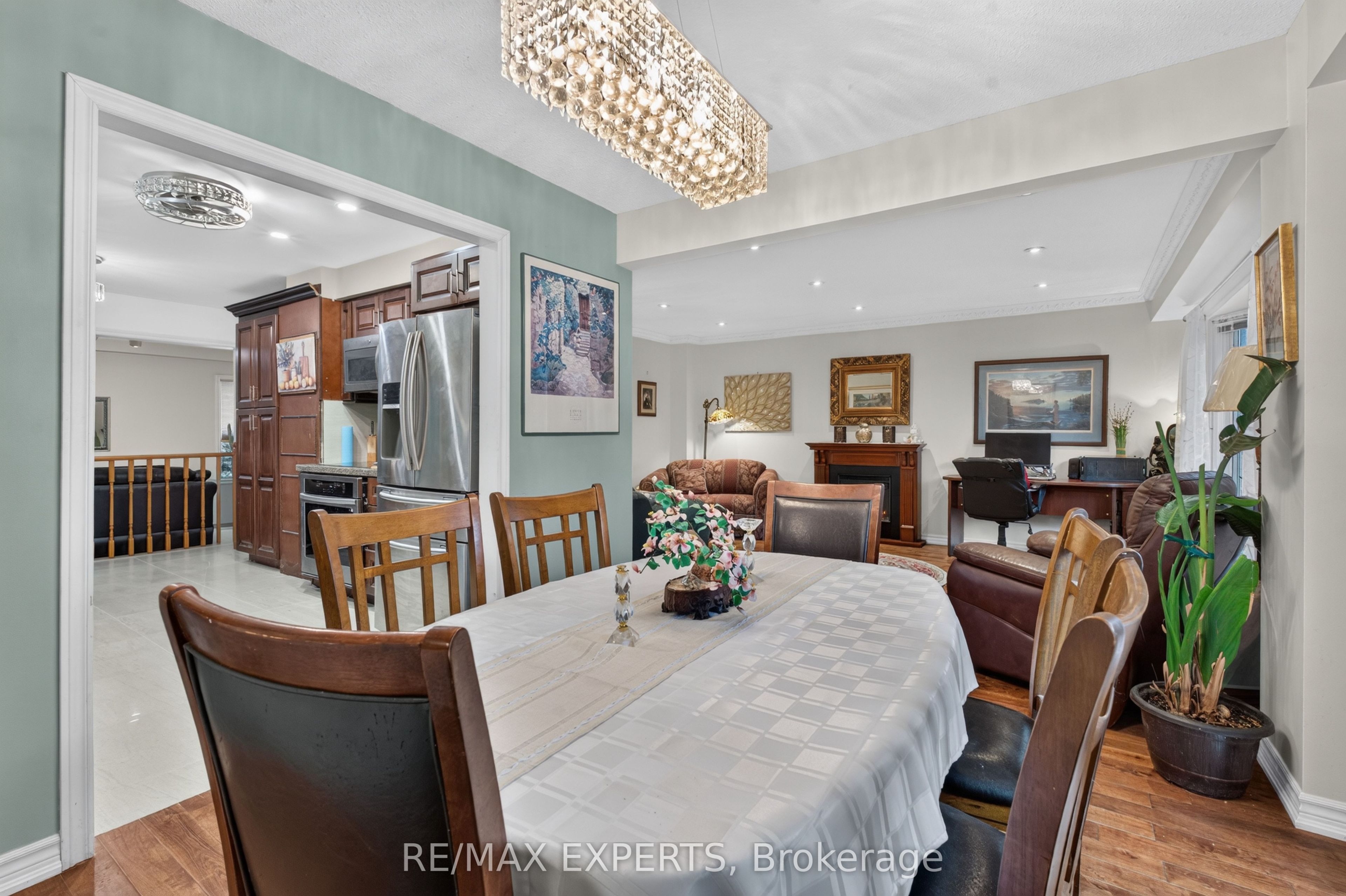 155 Stephen Street Property Photo 11