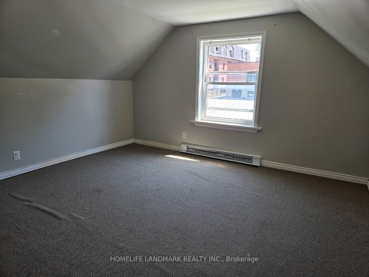 22 Centre Street 2 Property Photo 8