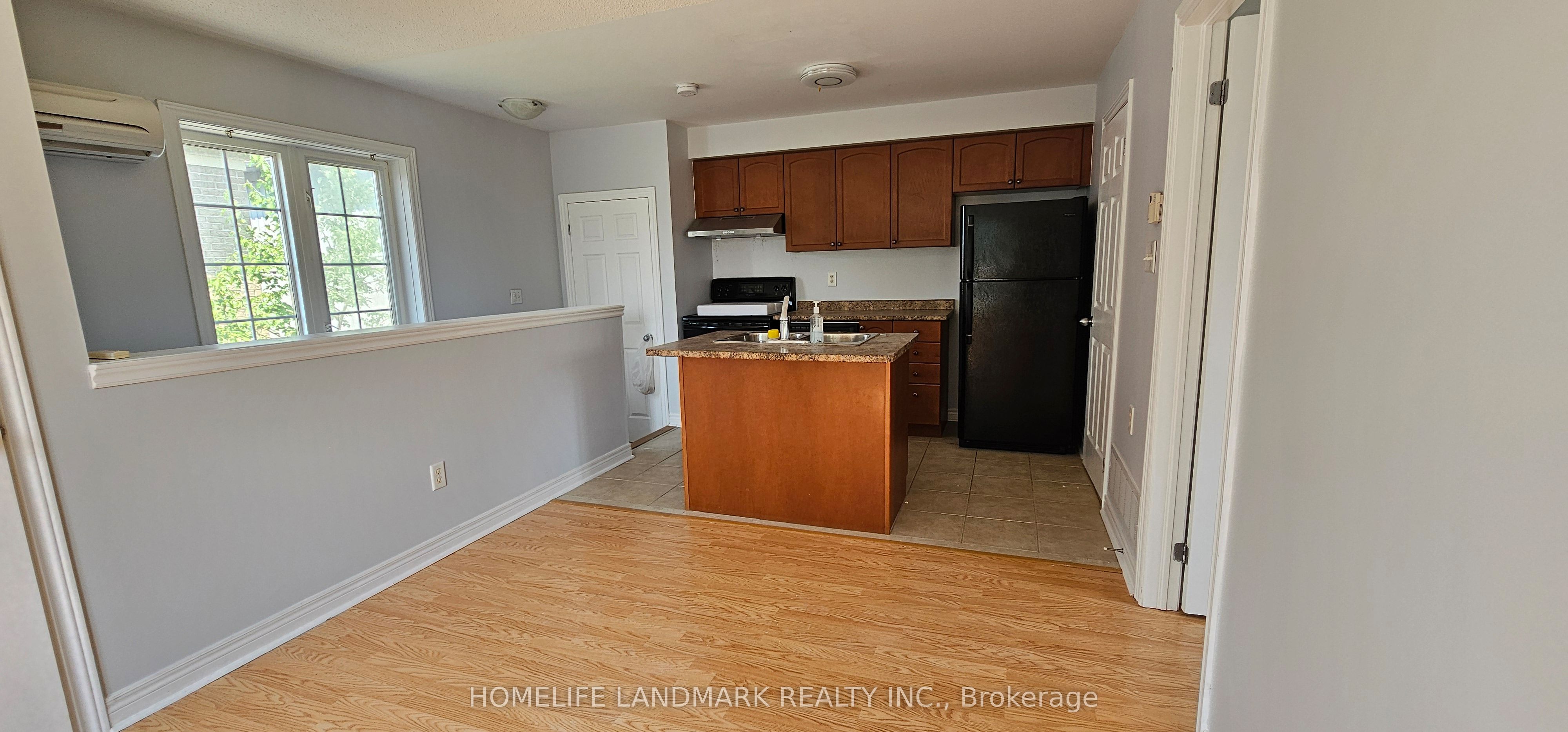 109 Northvale Road Coach Property Photo 4