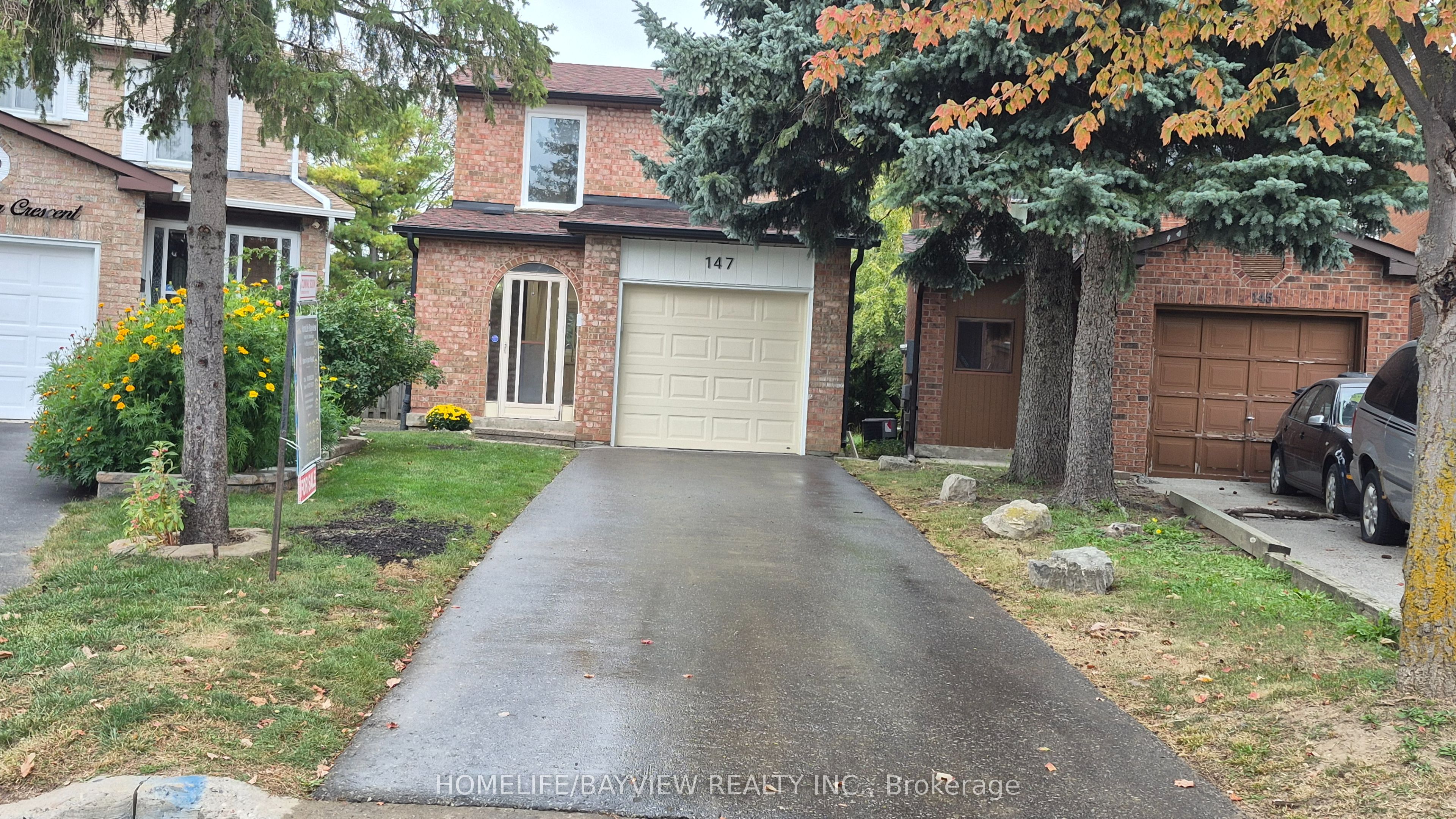 147 Dunbar Crescent Property Photo 2
