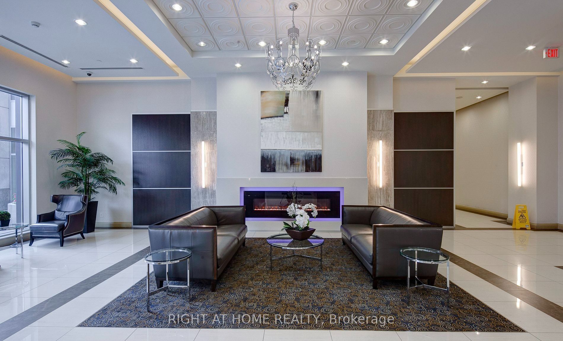 7171 Yonge Street 1702 Property Photo 24