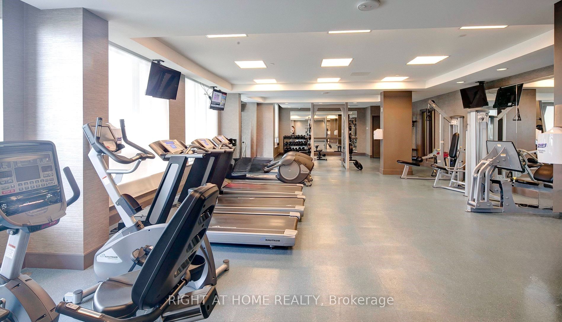 7171 Yonge Street 1702 Property Photo 27