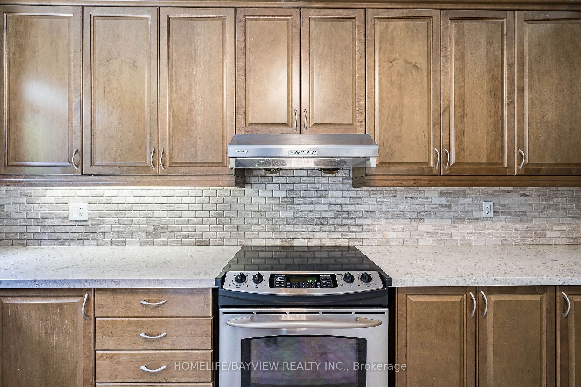 8 Matisse Trail Property Photo 17