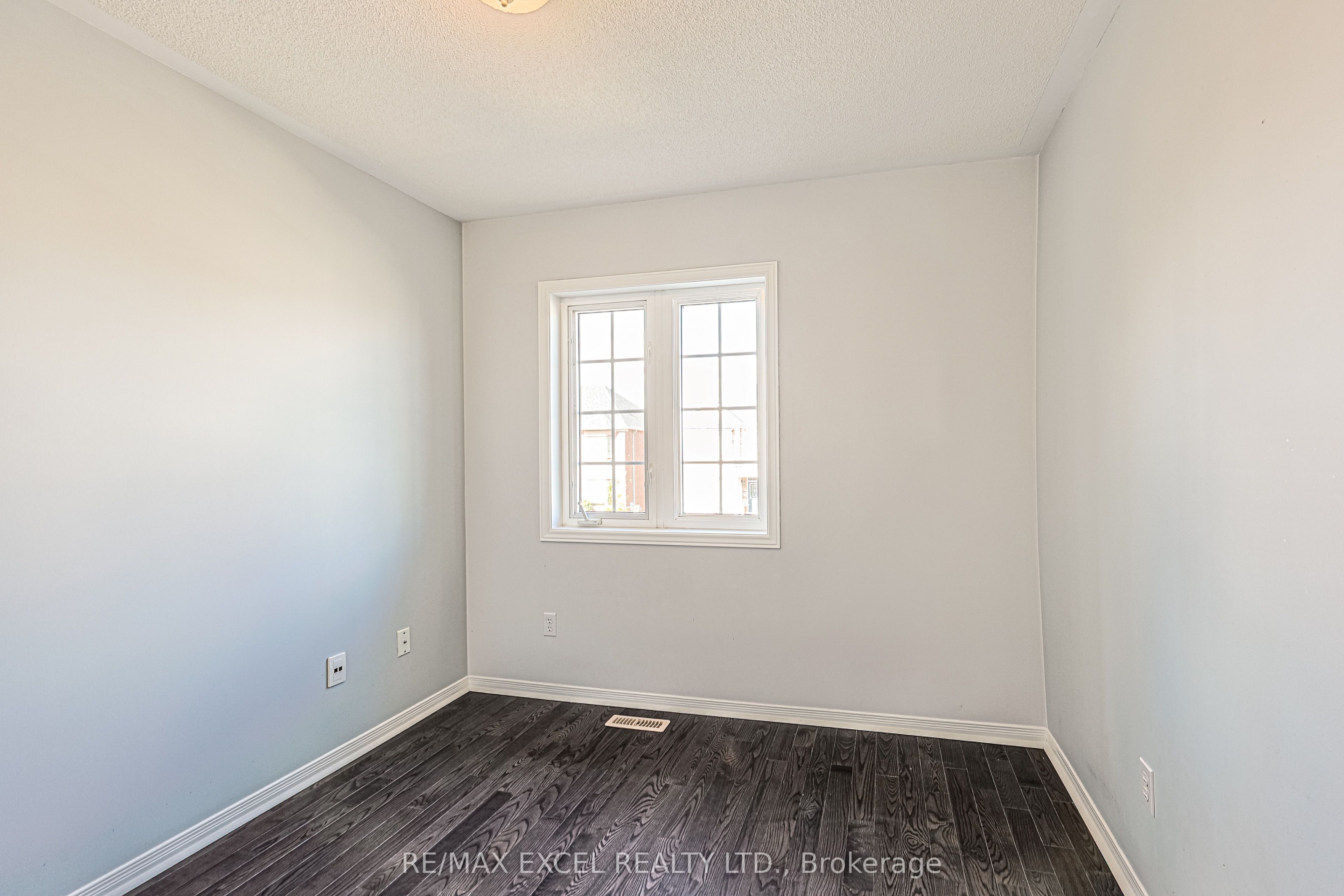 2383 Bur Oak Avenue Property Photo 20