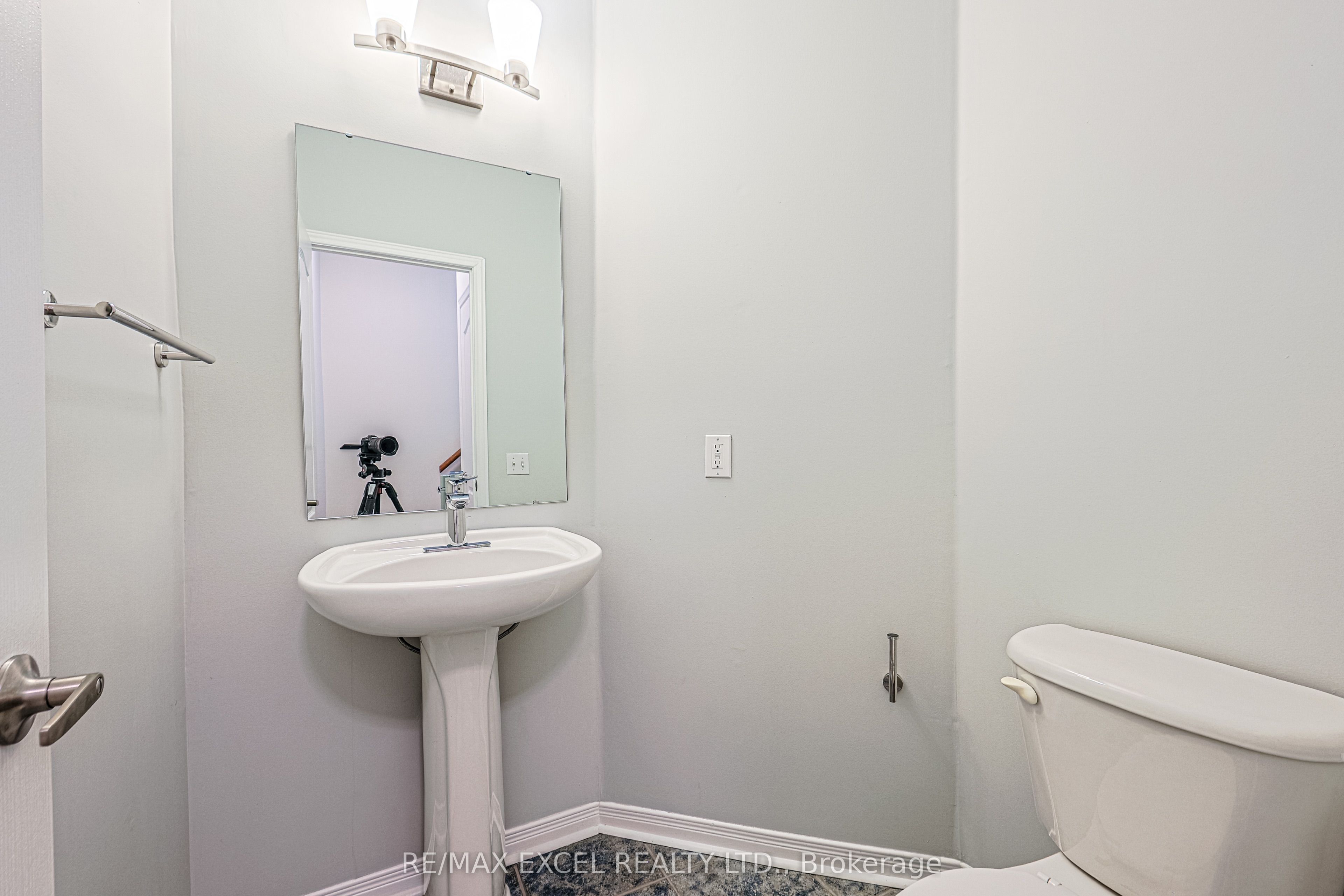 2383 Bur Oak Avenue Property Photo 21
