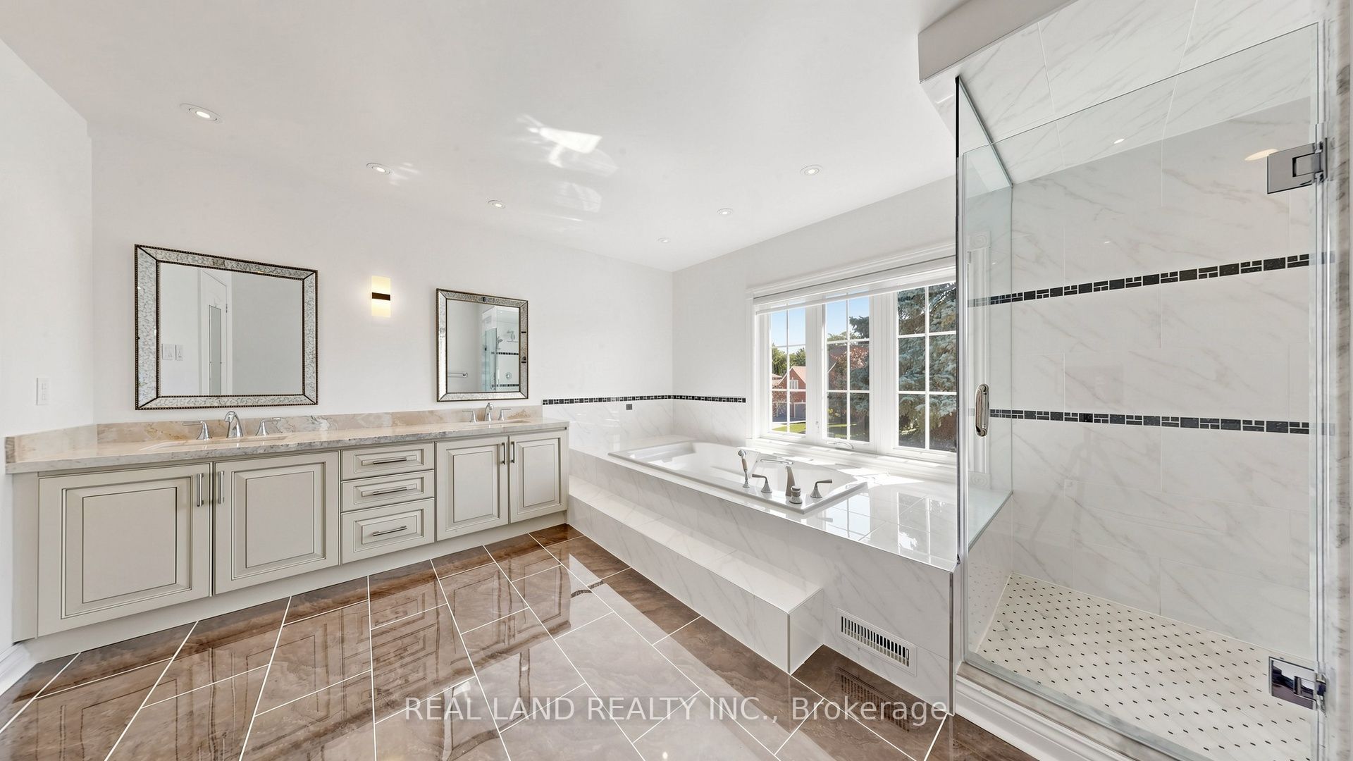 22 Ardwold Gate Property Photo 24
