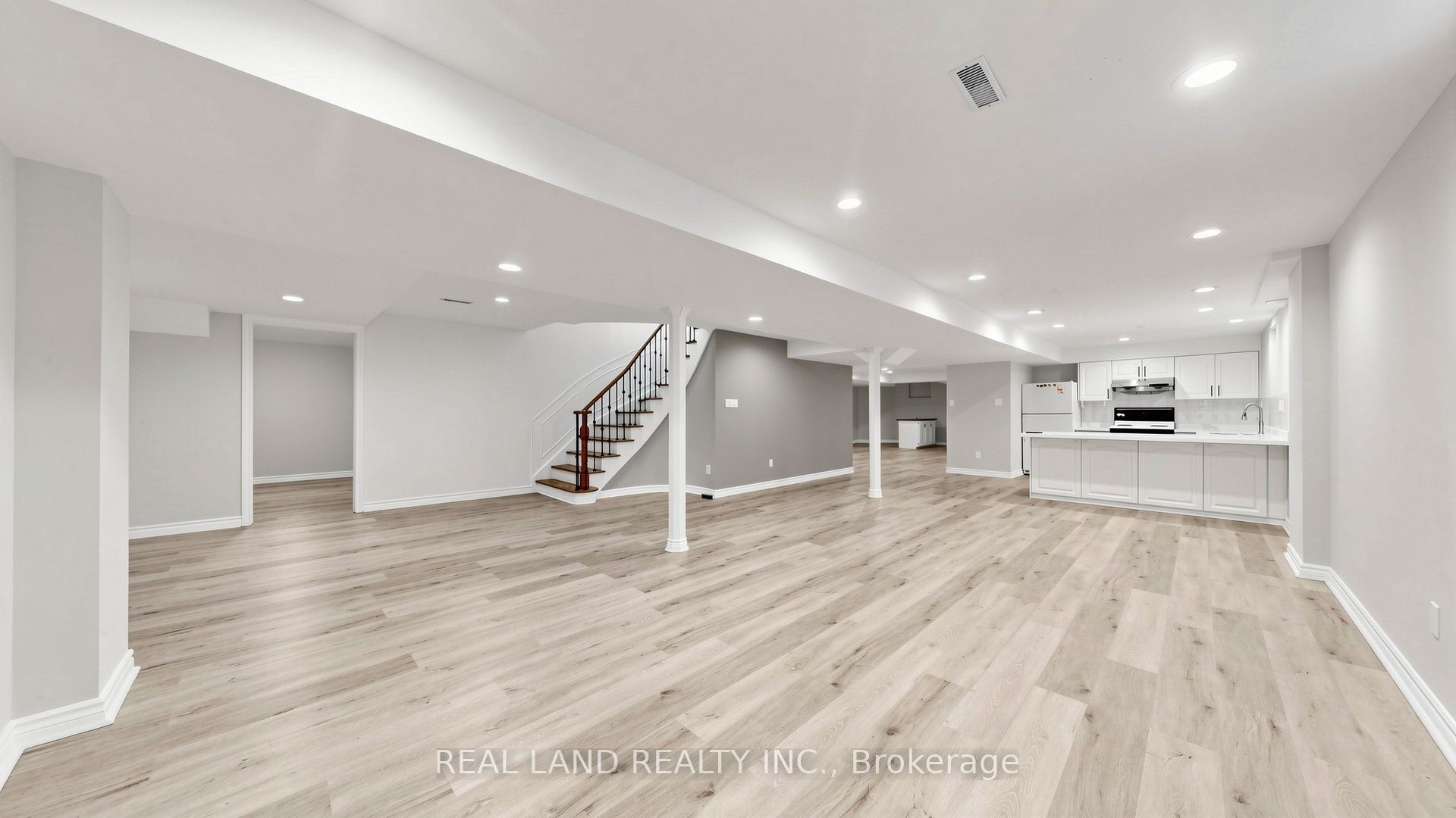 22 Ardwold Gate Property Photo 32