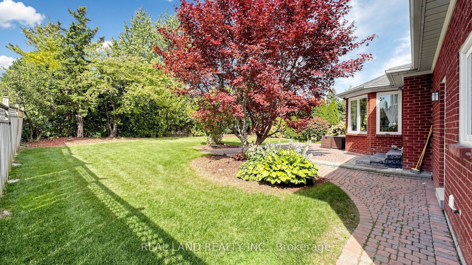 22 Ardwold Gate Property Photo 42
