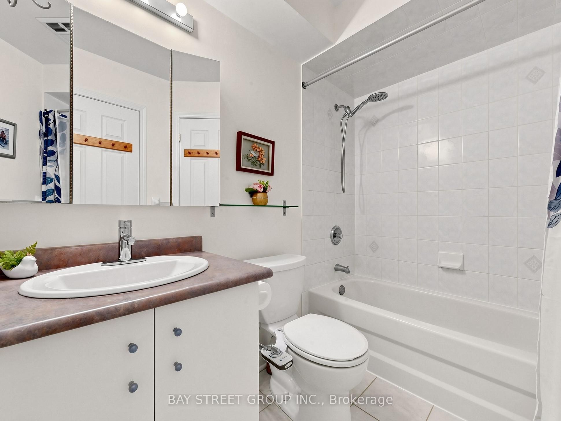 4 St Moritz Way 2 Property Photo 16