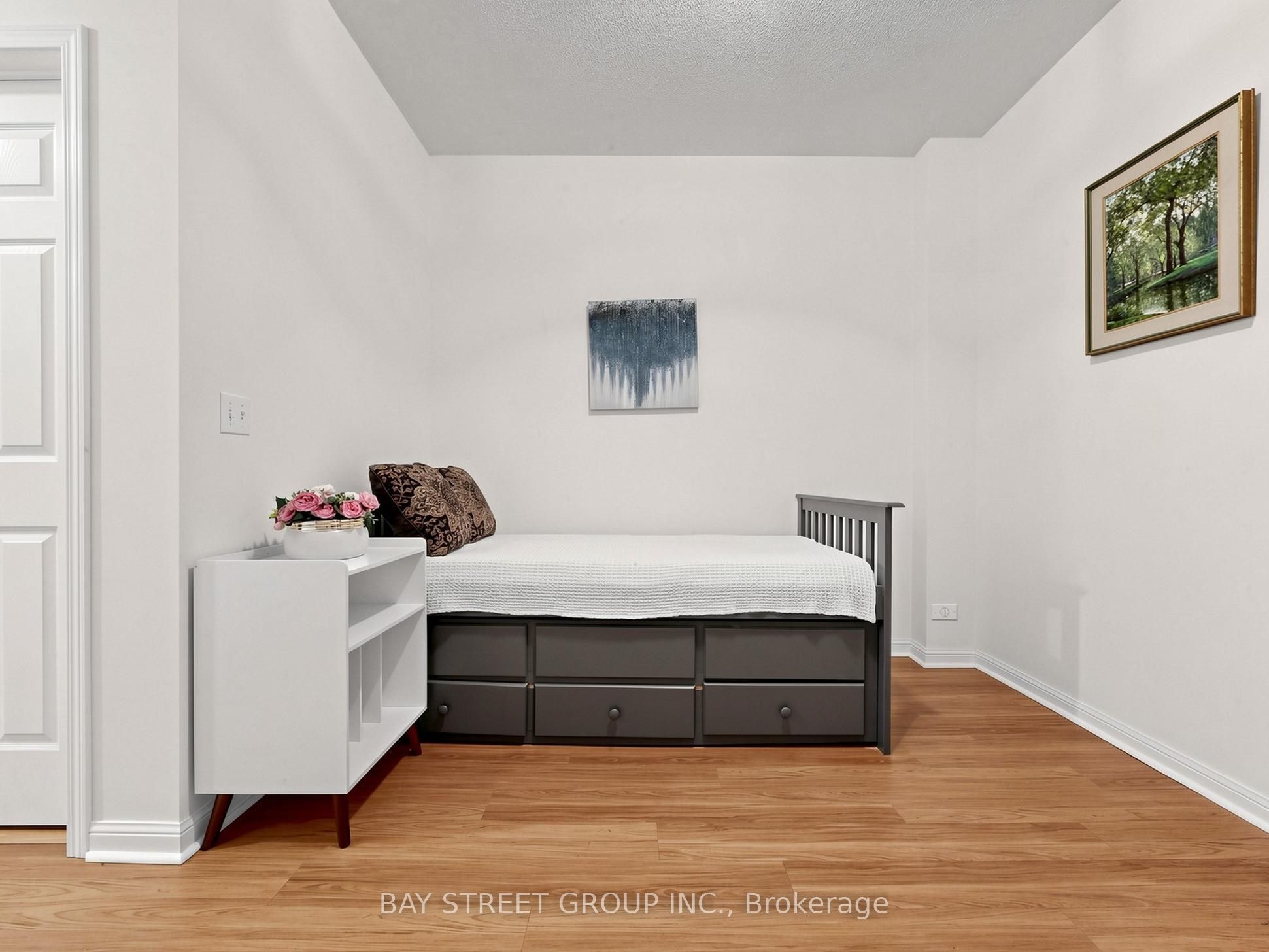 4 St Moritz Way 2 Property Photo 23