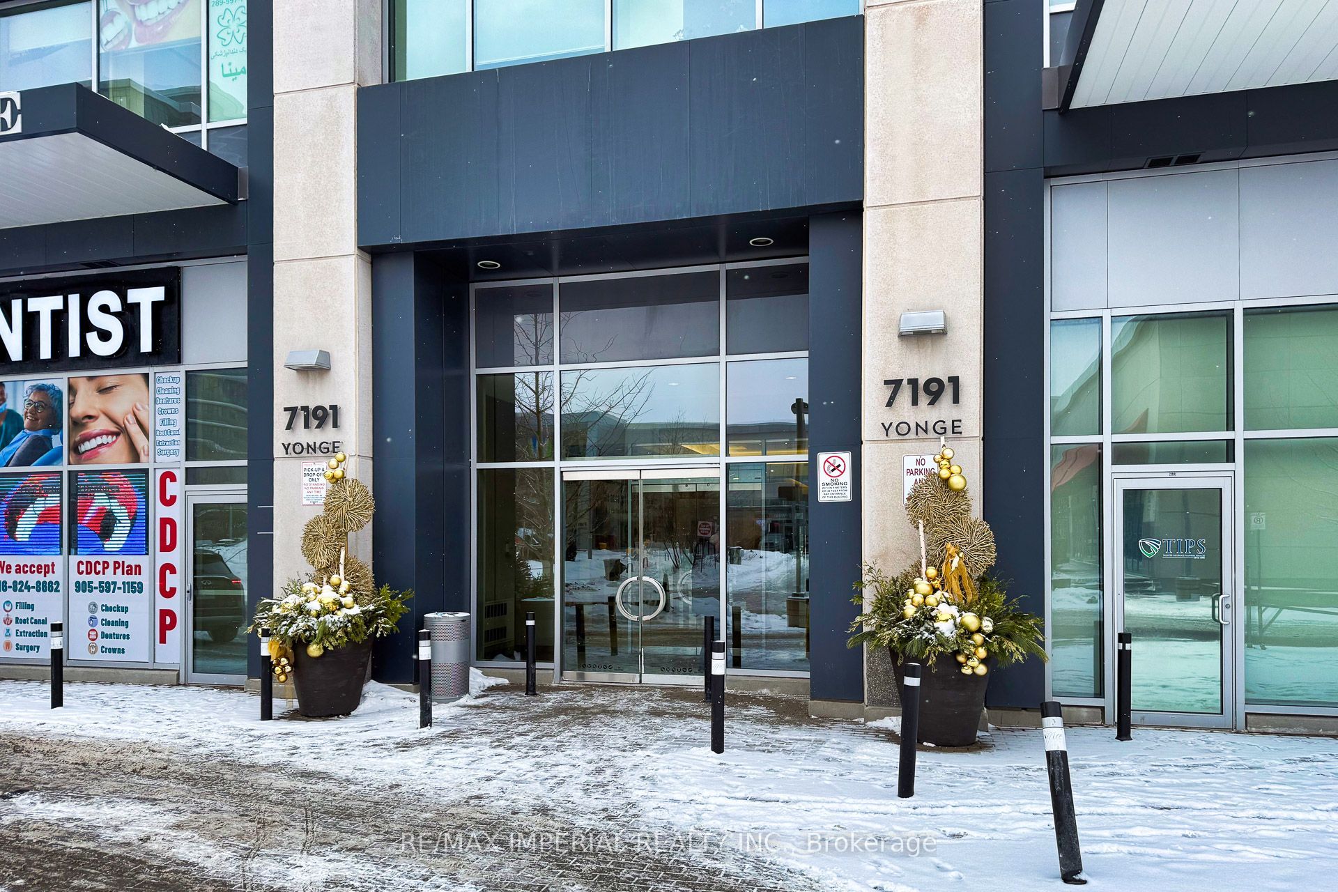 7191 Yonge Street 803 Property Photo 1